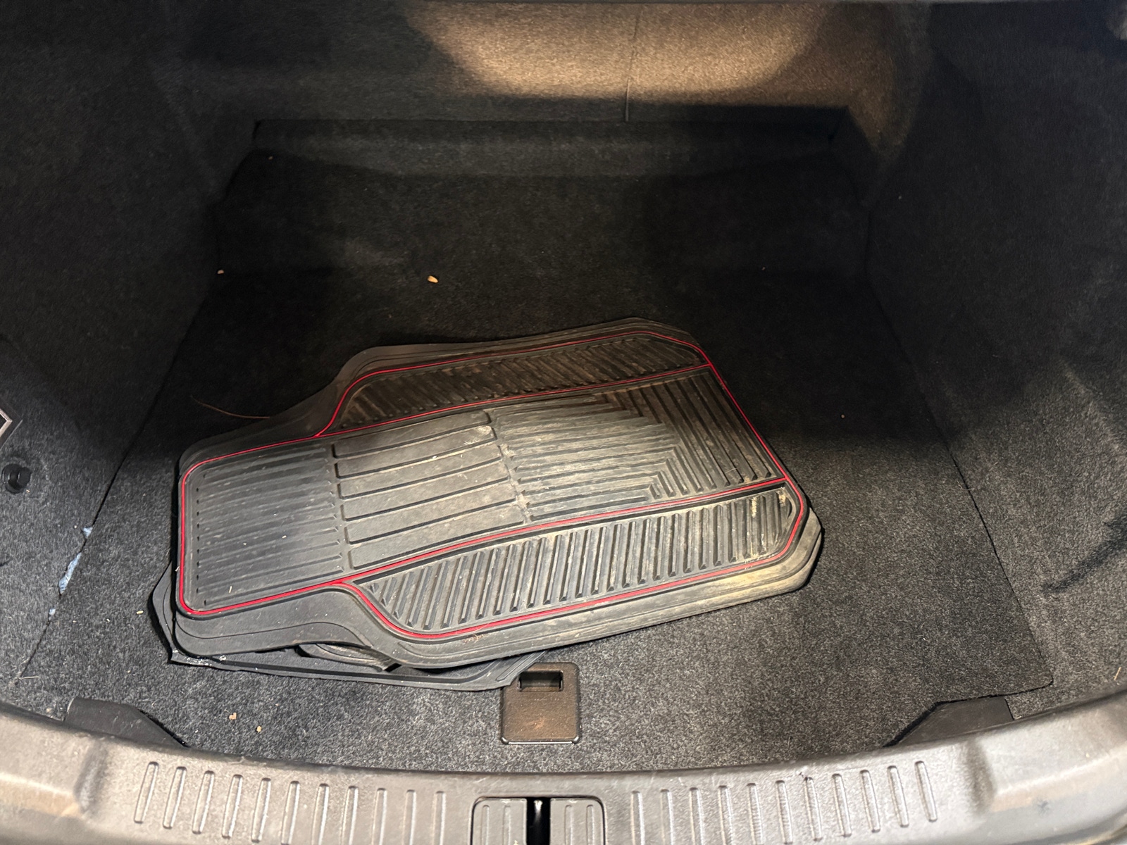 Thumbnail: 2015 Chevrolet Malibu - 6