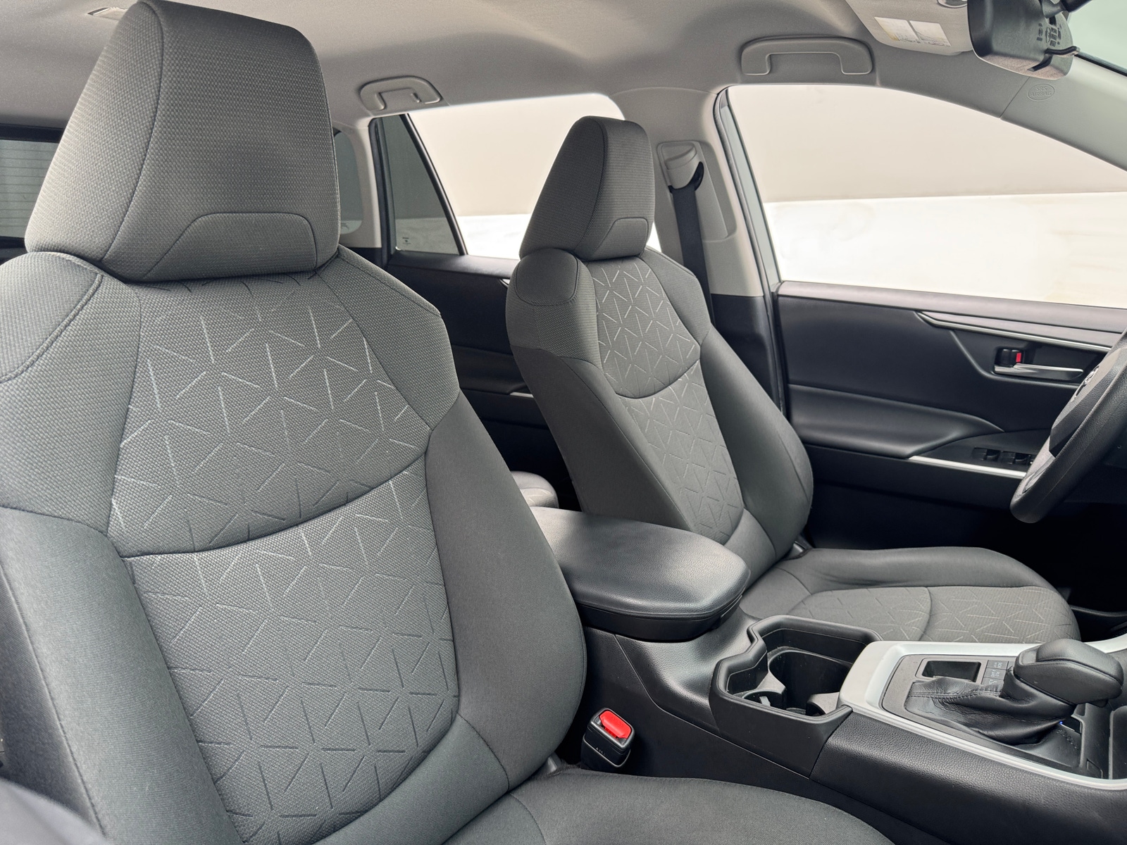 Thumbnail: 2021 Toyota RAV4 - 2