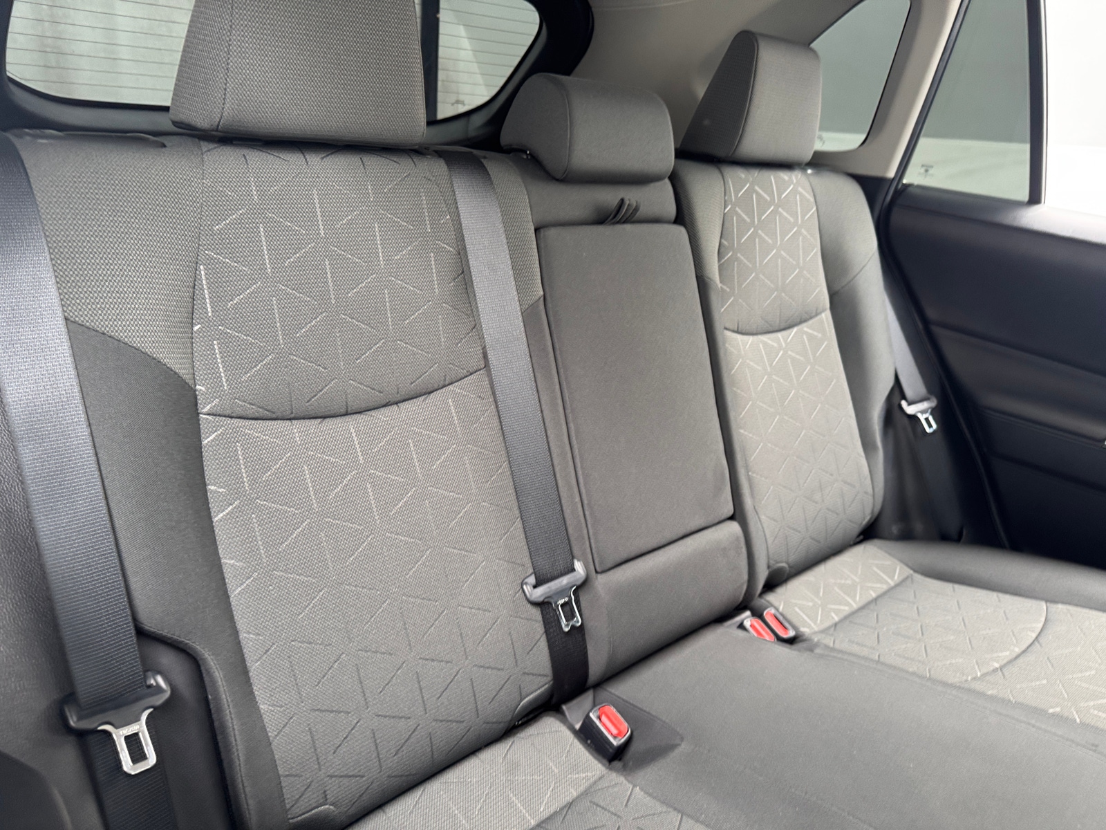 Thumbnail: 2021 Toyota RAV4 - 6