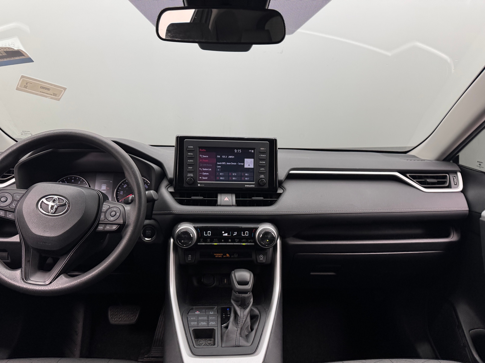 Thumbnail: 2021 Toyota RAV4 - 3