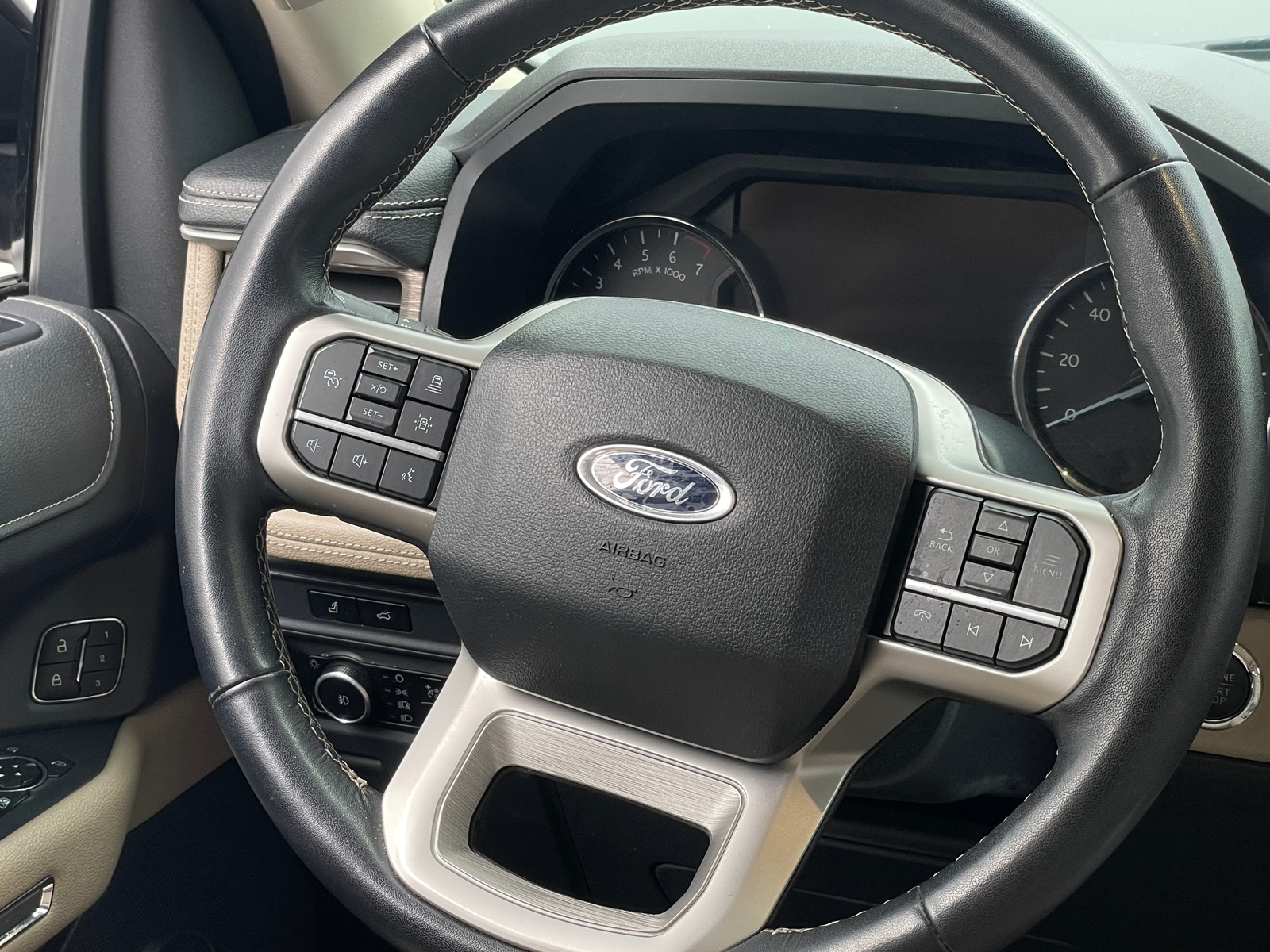 Thumbnail: 2024 Ford Expedition - 4