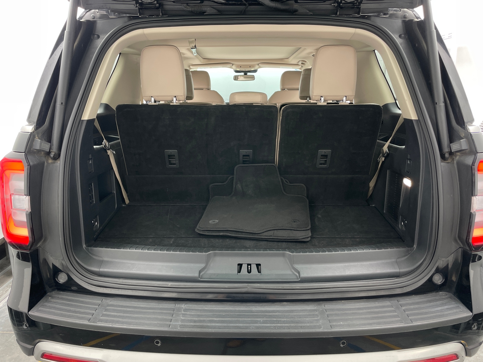 Thumbnail: 2024 Ford Expedition - 6