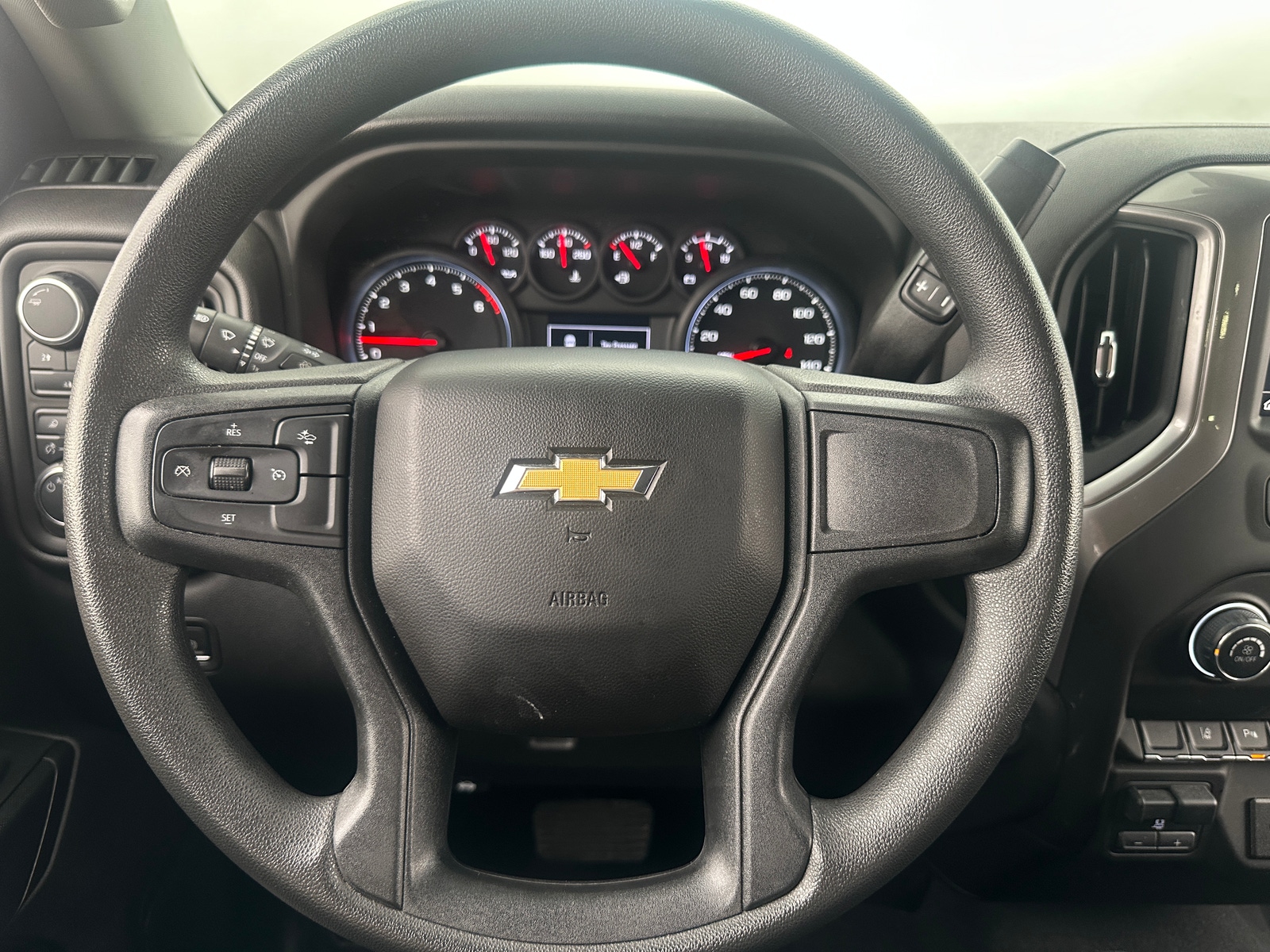 Thumbnail: 2024 Chevrolet Silverado 2500 - 5