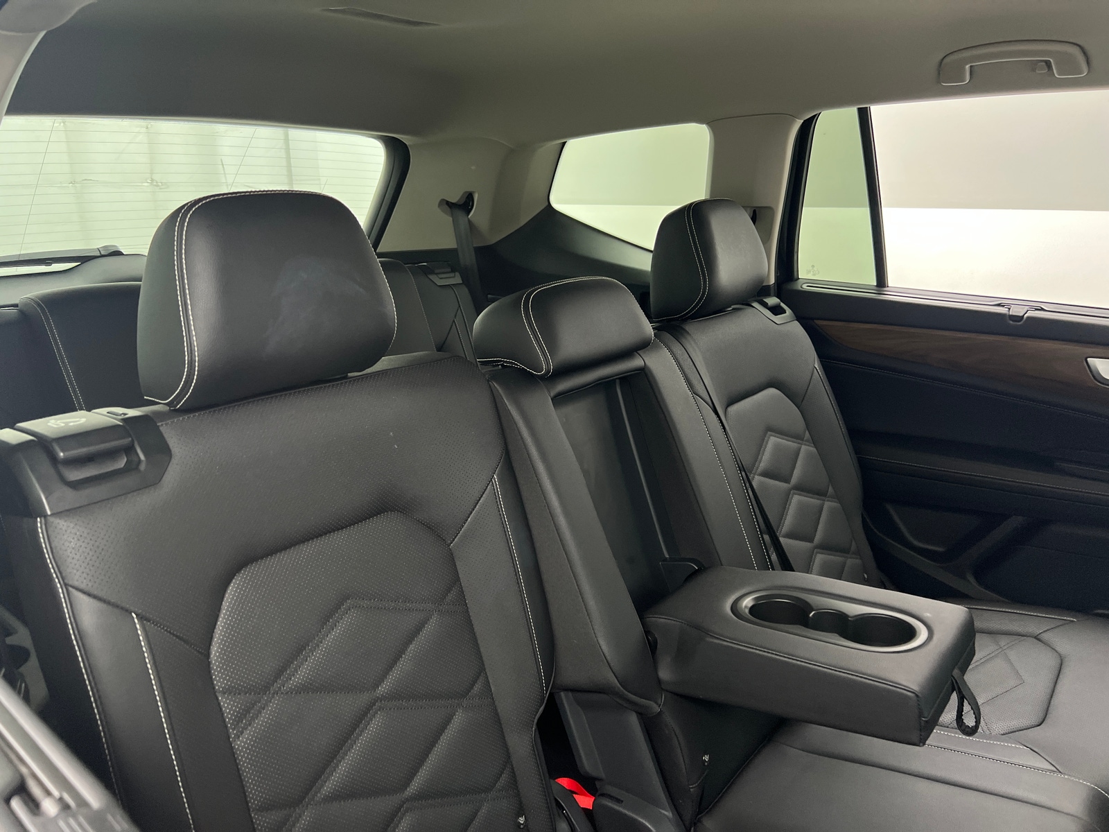 Thumbnail: 2026 Volkswagen Atlas - 6