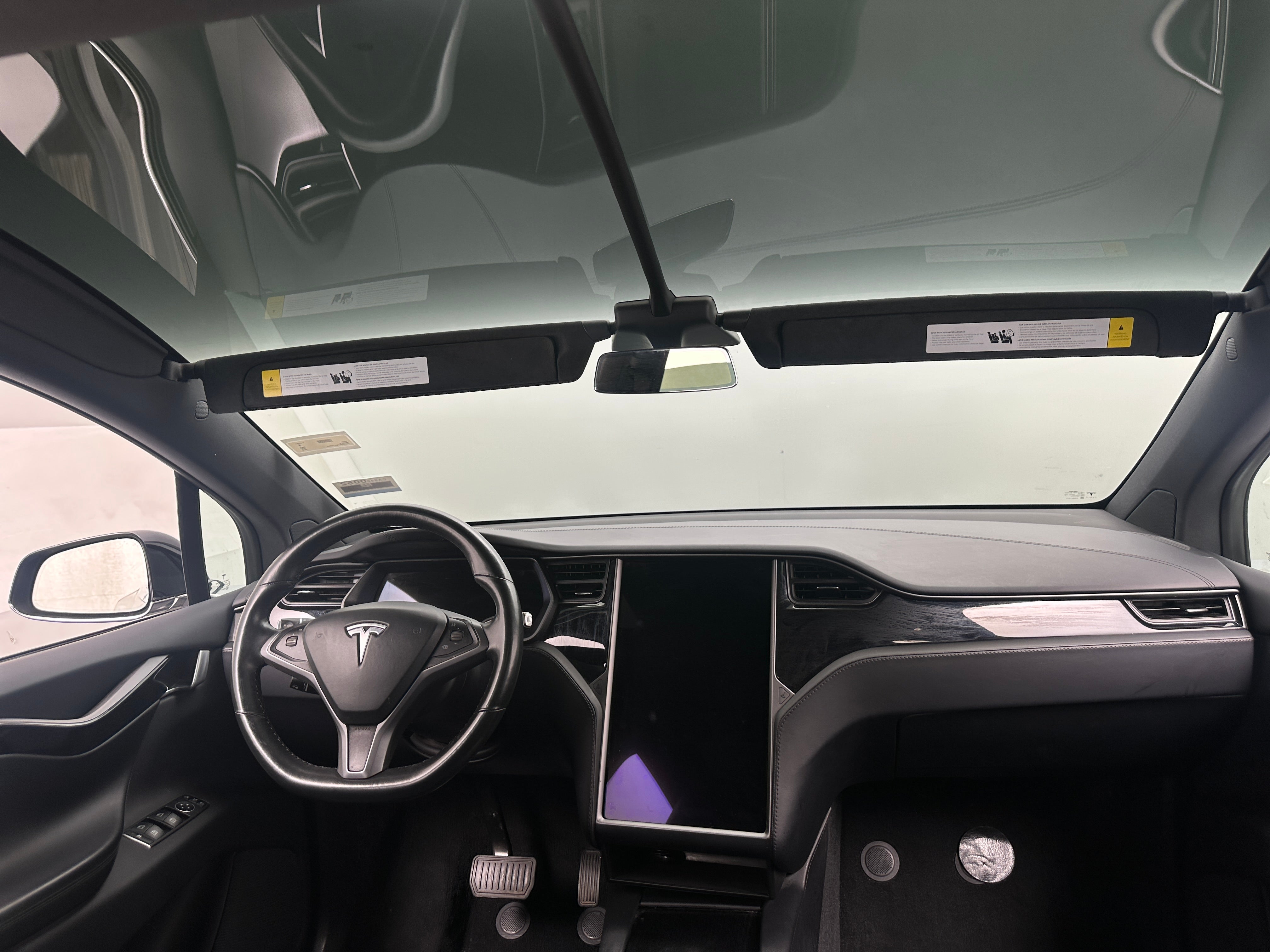 Used 2018 Tesla Model X 75D with VIN 5YJXCDE24JF114965 for sale in Oak Creek, WI