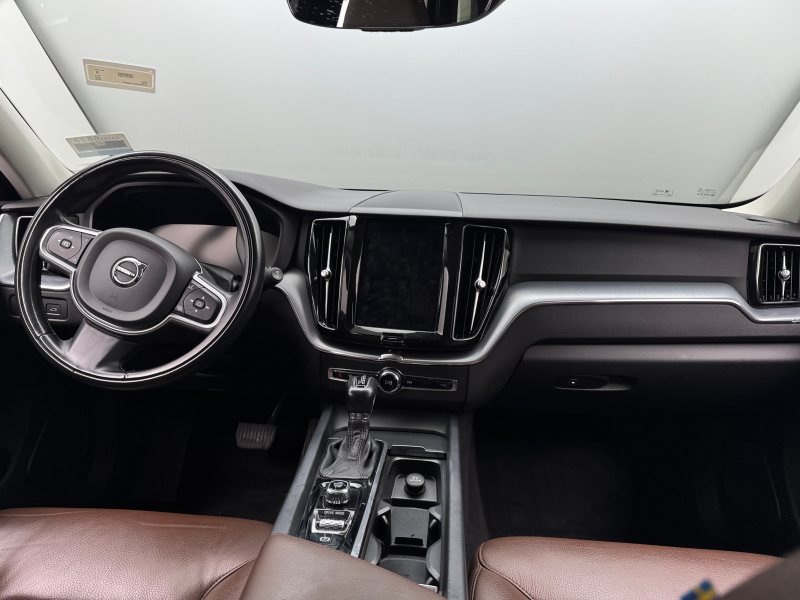Thumbnail: 2020 Volvo XC60 - 2