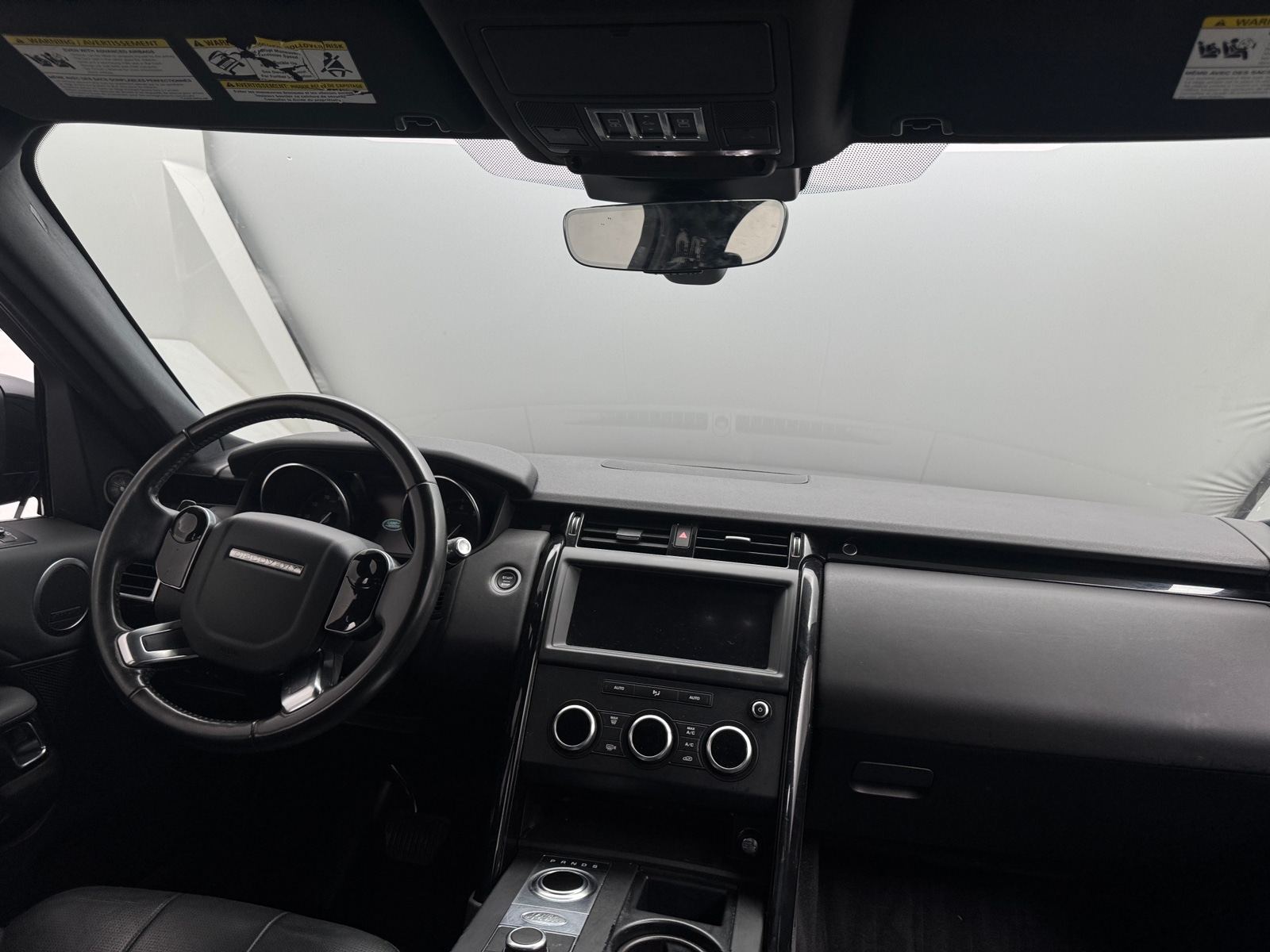 Thumbnail: 2019 Land Rover Discovery - 2