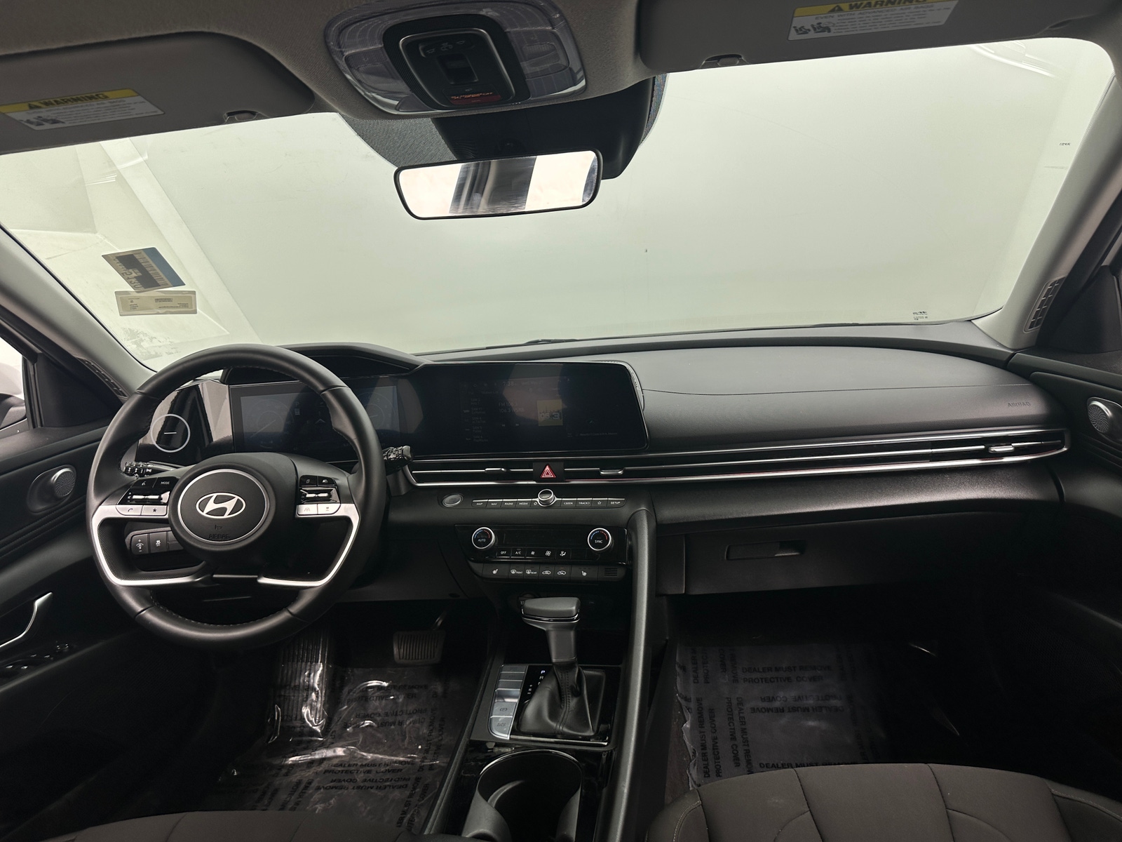 Thumbnail: 2024 Hyundai Elantra - 3