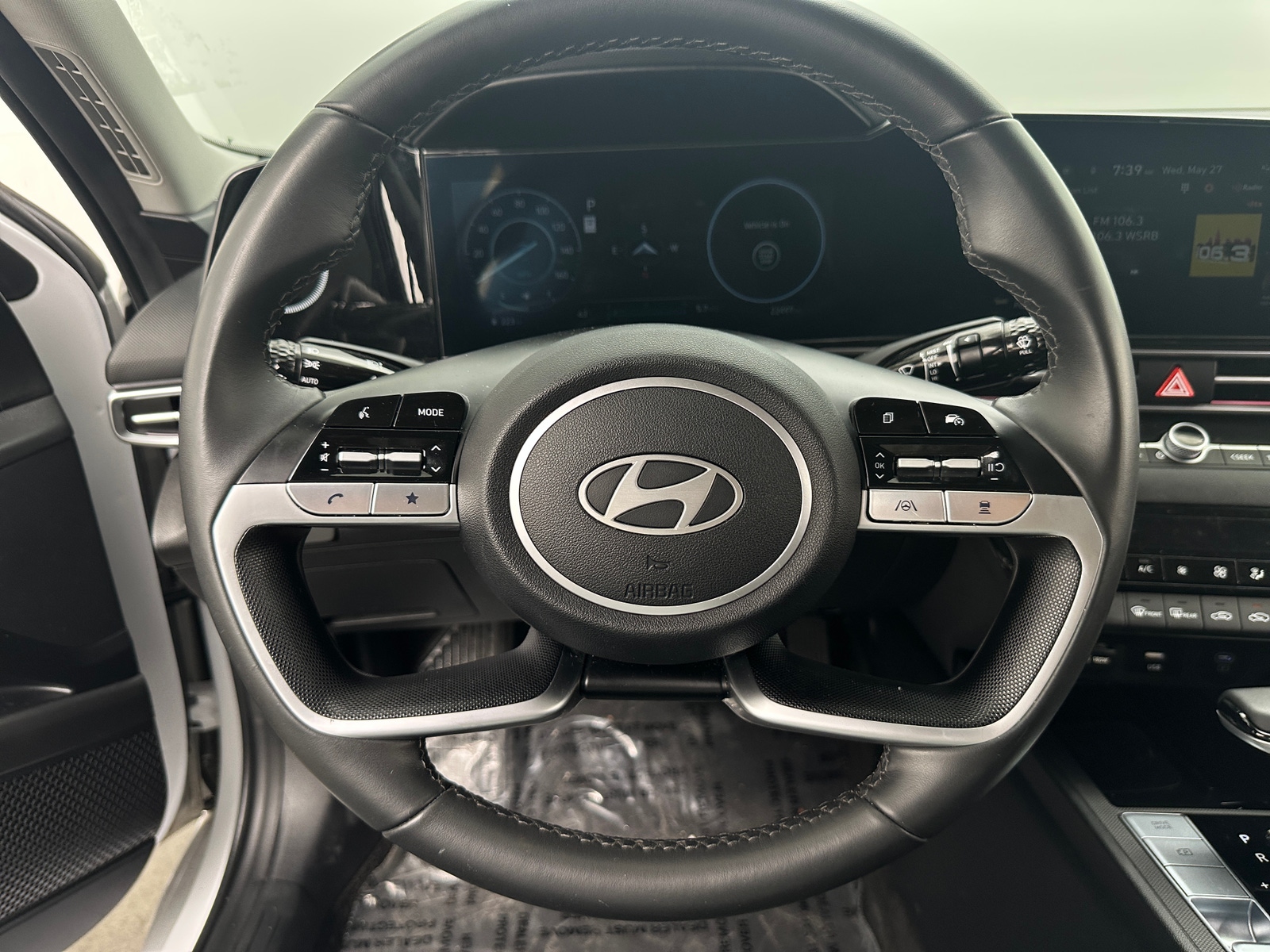Thumbnail: 2024 Hyundai Elantra - 5