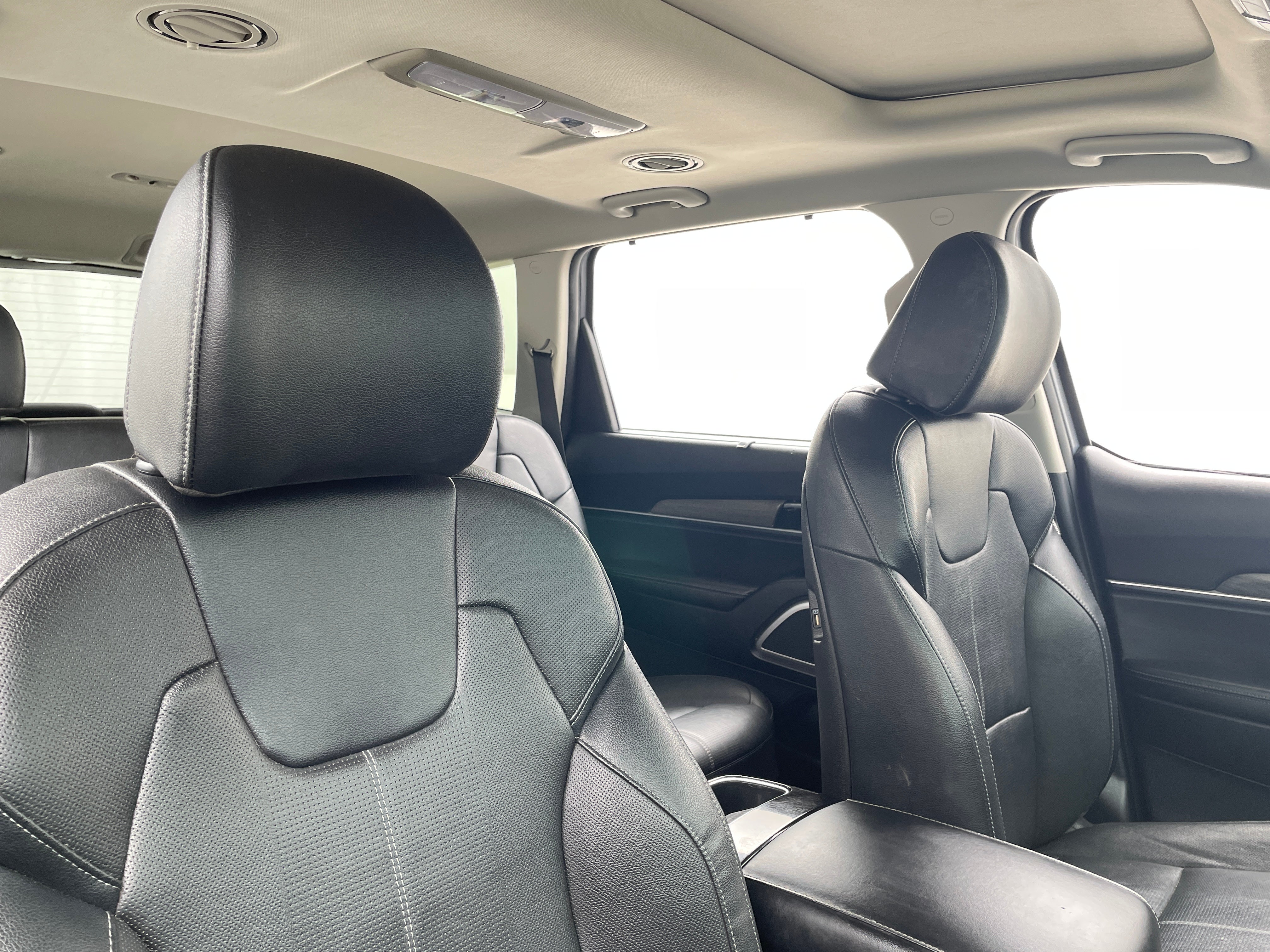 2022 Kia Telluride EX - Photo 2