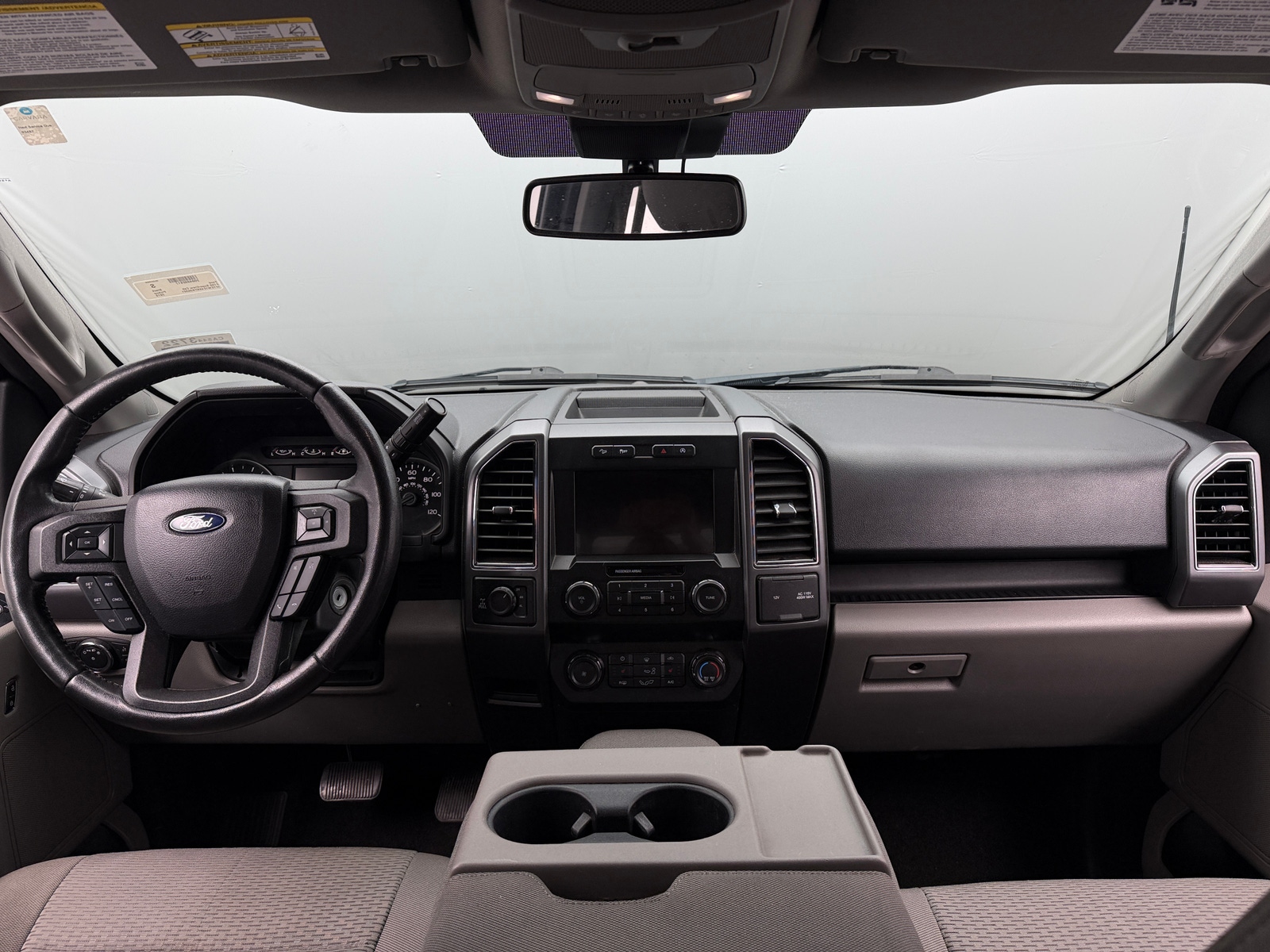 Thumbnail: 2019 Ford Econoline - 3