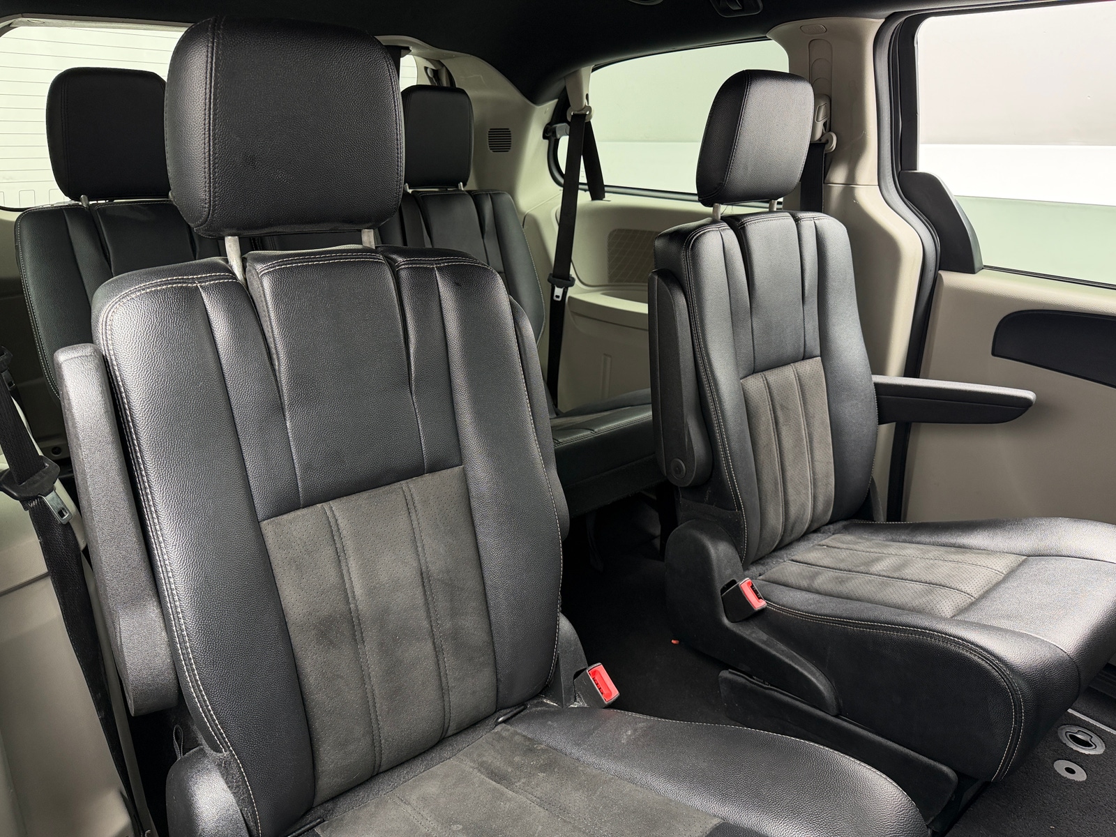 Thumbnail: 2019 Dodge Grand Caravan - 5