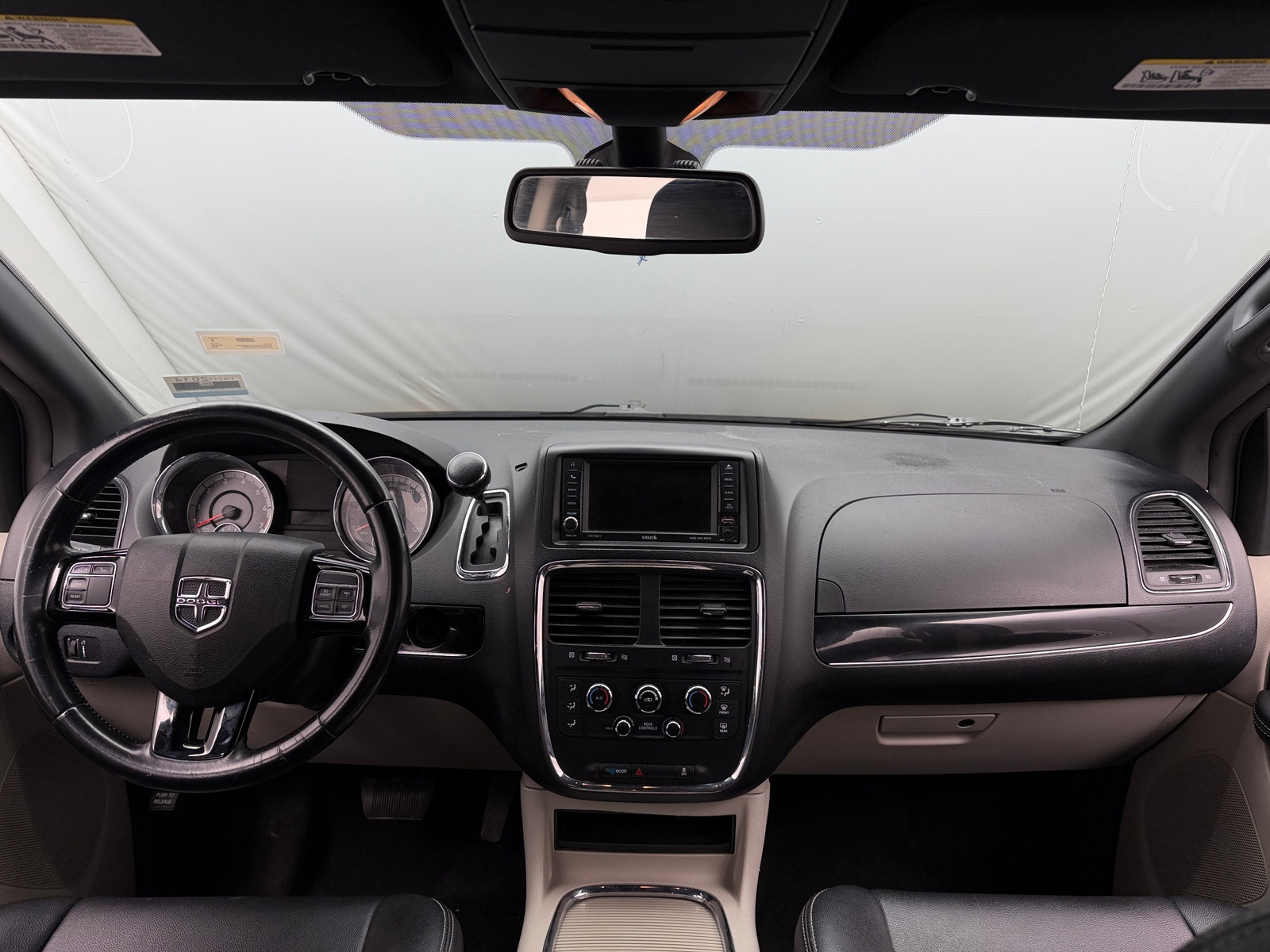 Thumbnail: 2019 Dodge Grand Caravan - 2