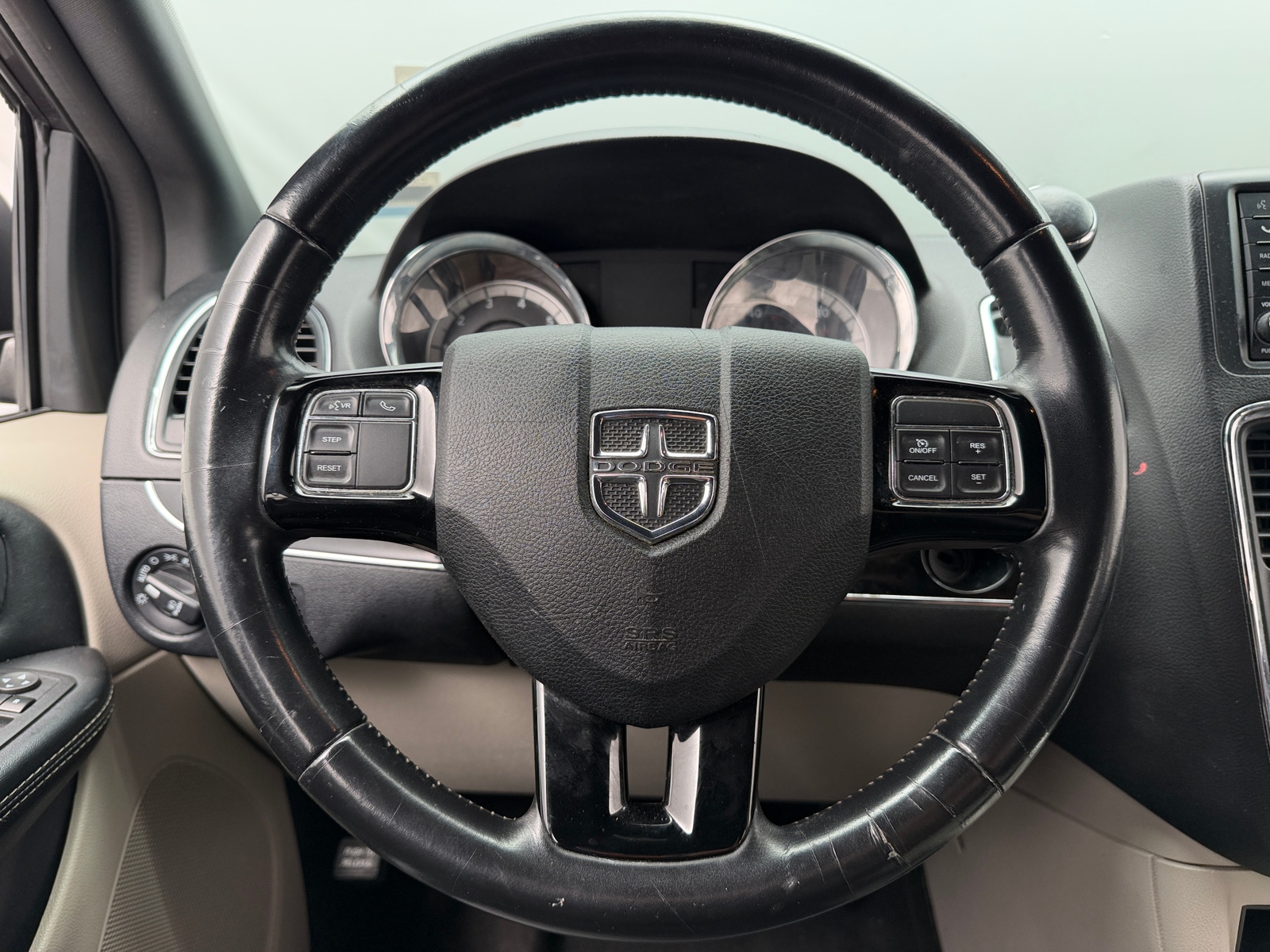 Thumbnail: 2019 Dodge Grand Caravan - 4
