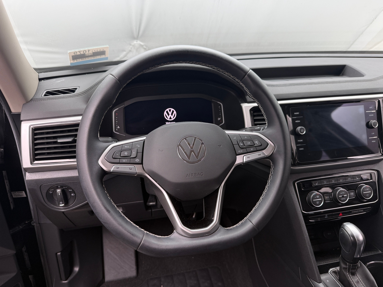 Thumbnail: 2023 Volkswagen Atlas - 4