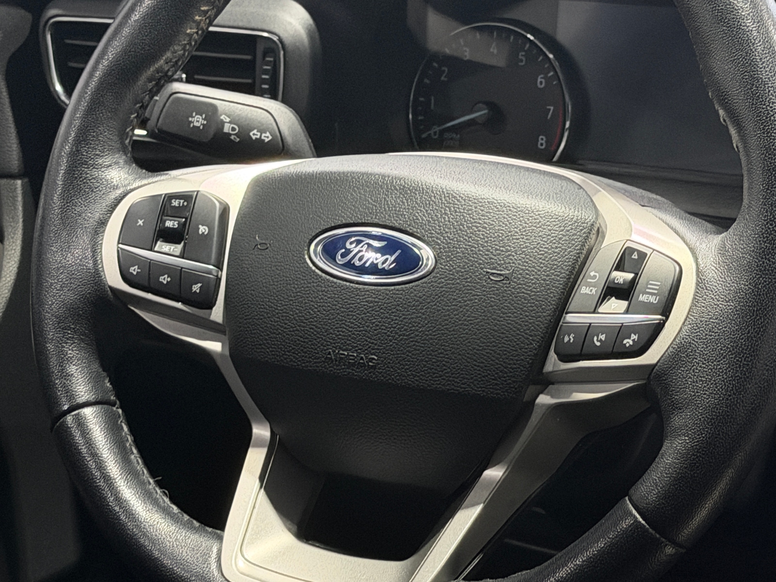Thumbnail: 2023 Ford Explorer - 5