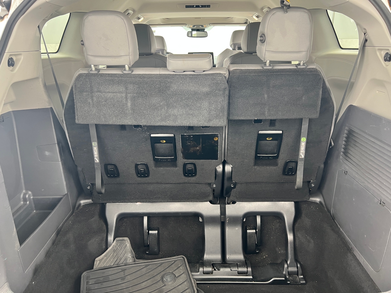 Thumbnail: 2022 Toyota Sienna - 7