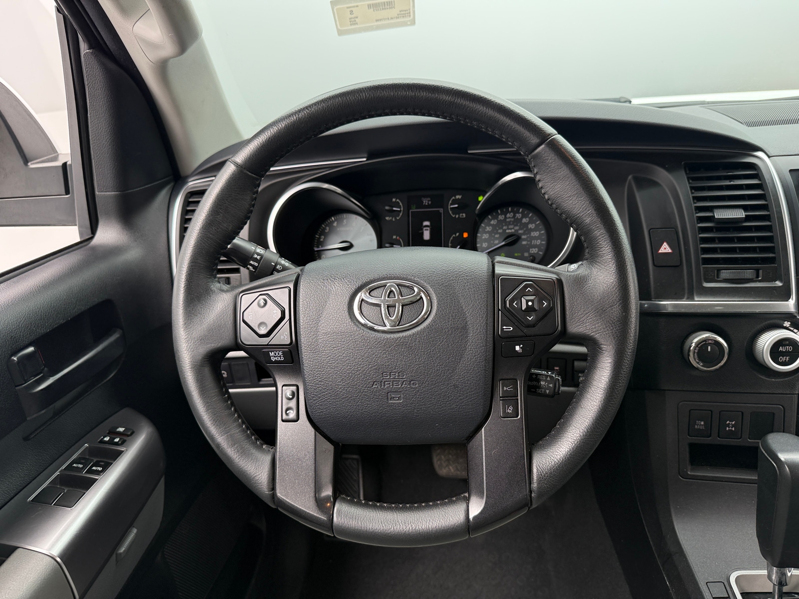 Thumbnail: 2020 Toyota Sequoia - 5