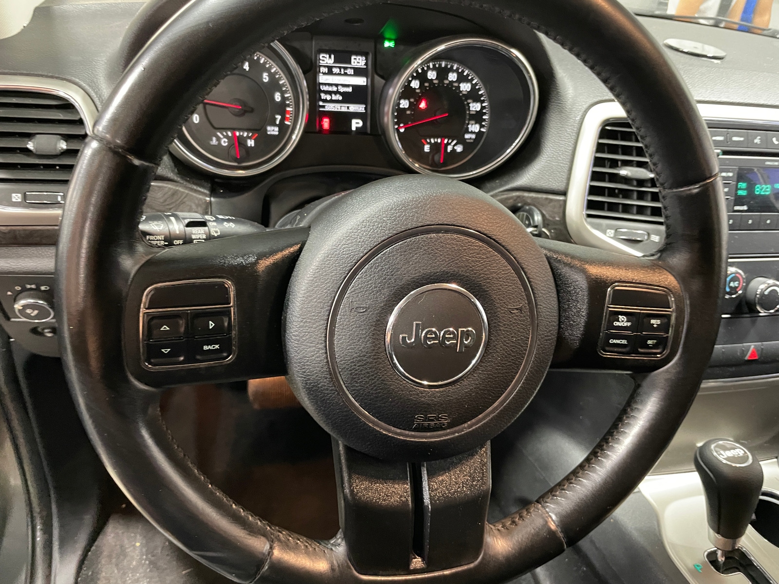Thumbnail: 2011 Jeep Grand Cherokee - 5