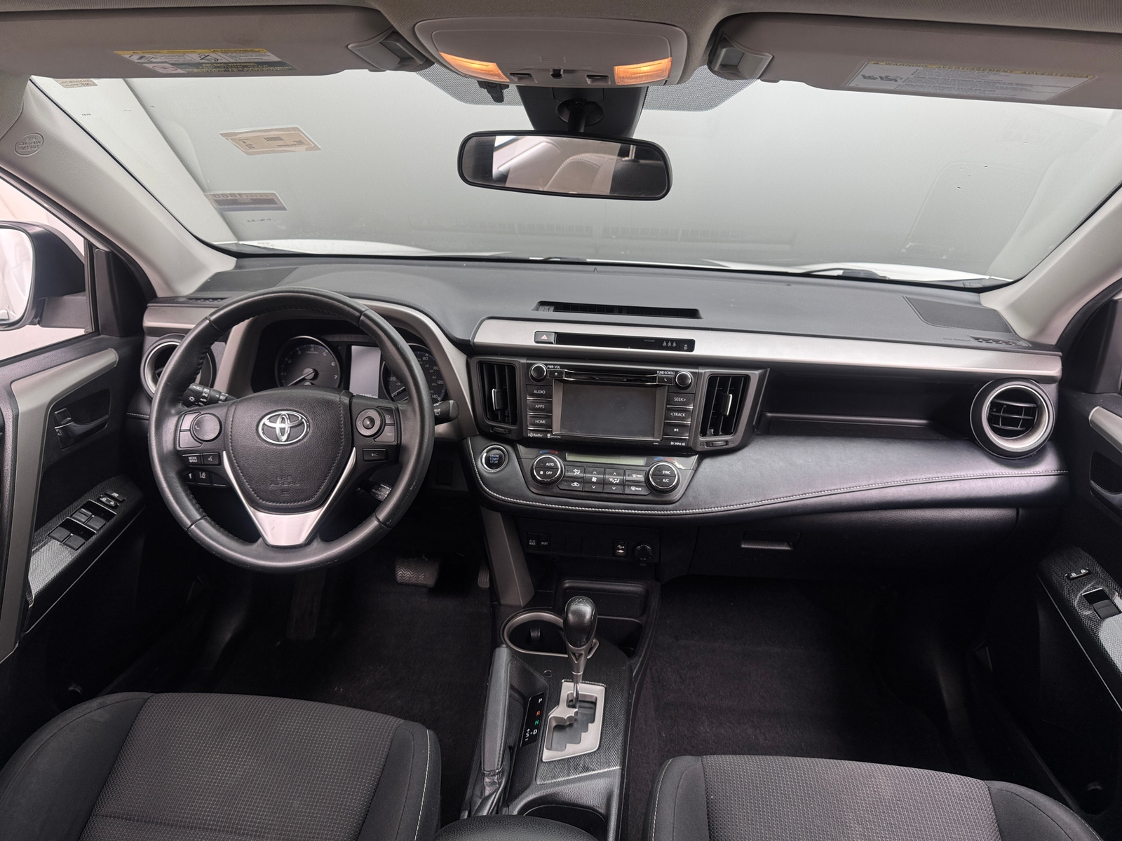 Thumbnail: 2018 Toyota RAV4 - 3