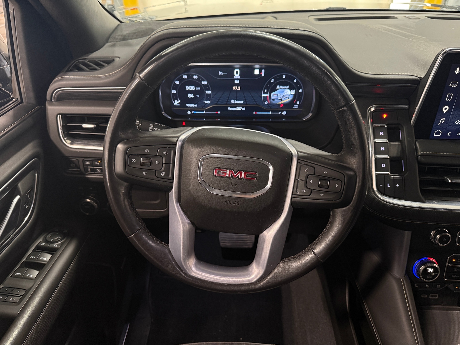 Thumbnail: 2022 GMC Yukon - 4