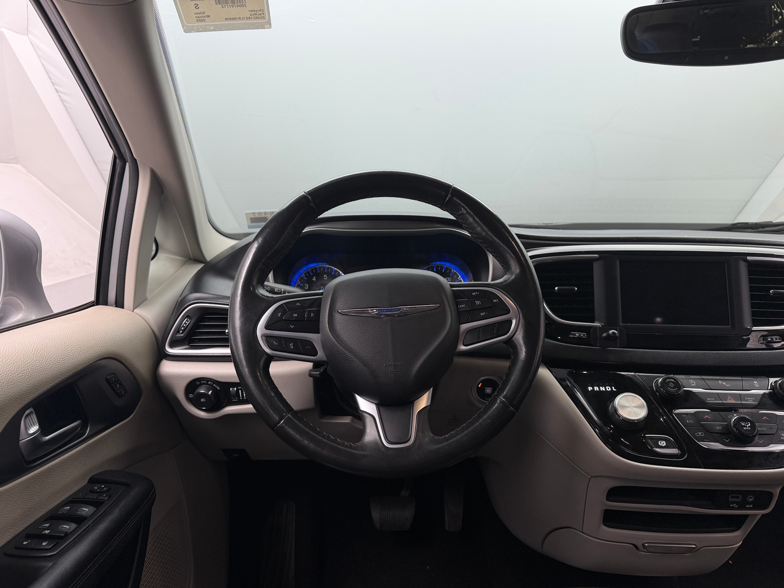 Thumbnail: 2020 Chrysler Pacifica - 4