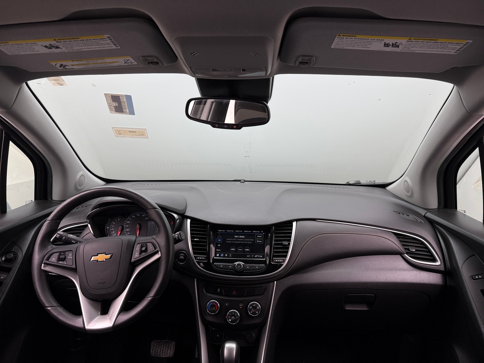 Thumbnail: 2019 Chevrolet Trax - 3