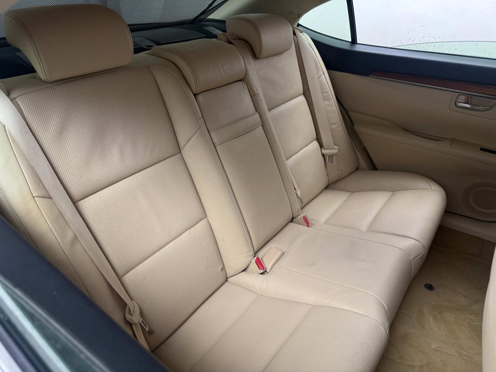 Thumbnail: 2015 Lexus ES - 5