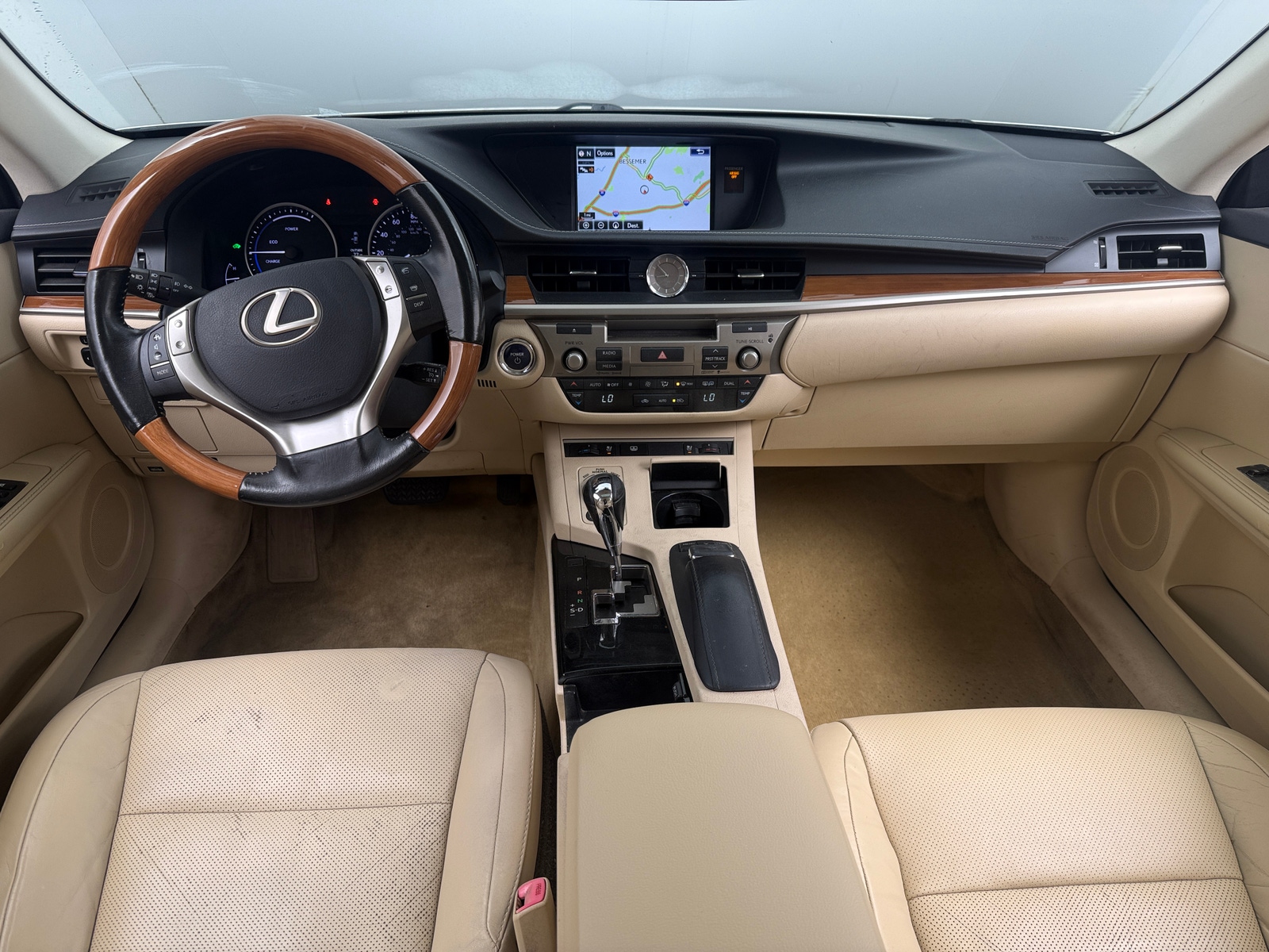 Thumbnail: 2015 Lexus ES - 2