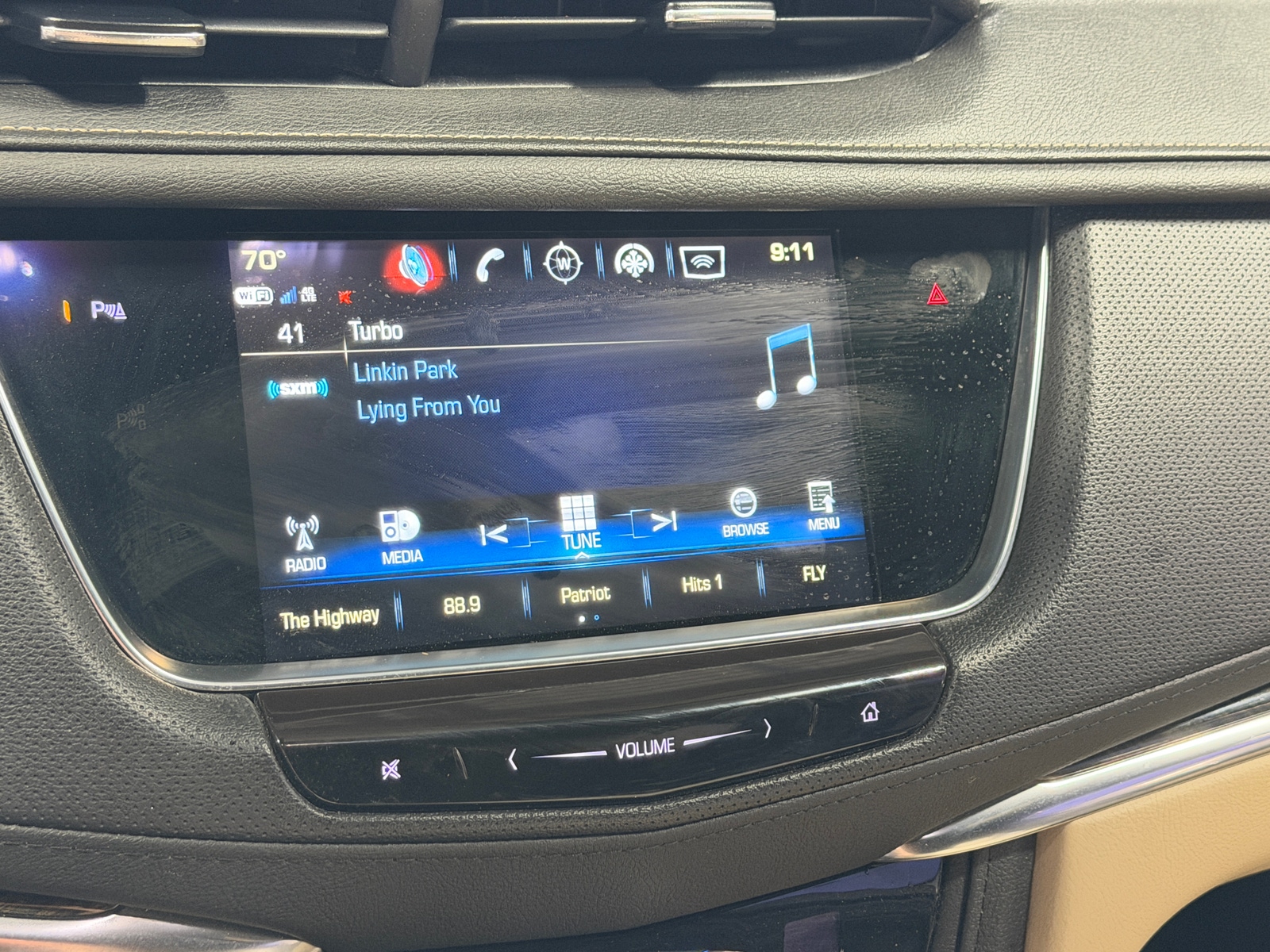 Thumbnail: 2019 Cadillac XT5 - 3