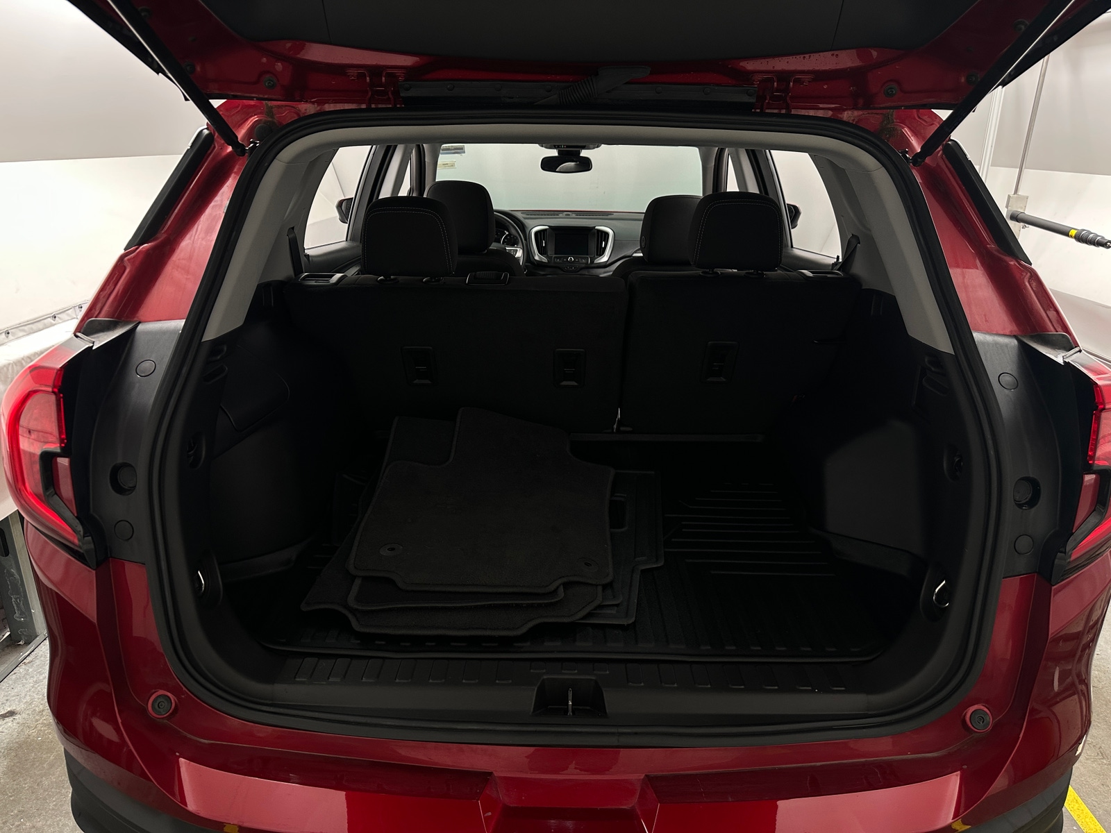Thumbnail: 2024 GMC Terrain - 7