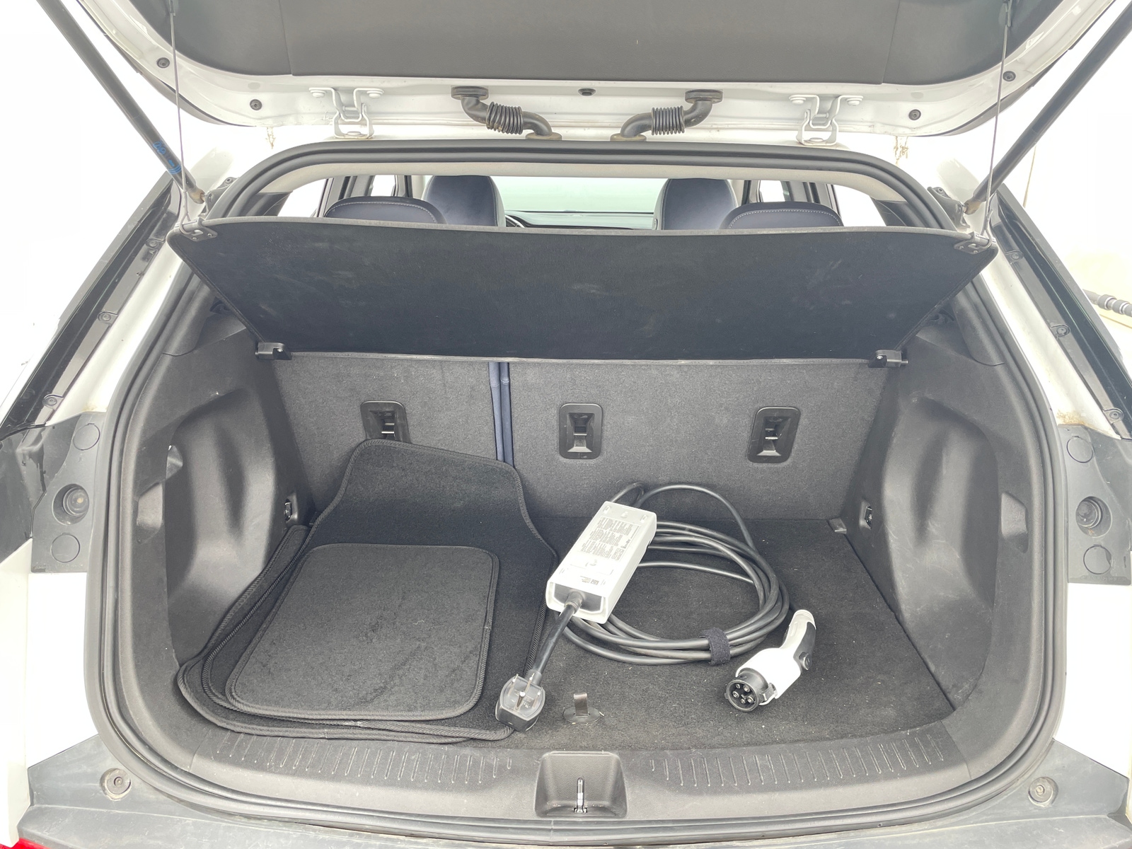 Thumbnail: 2022 Chevrolet Bolt EUV - 6