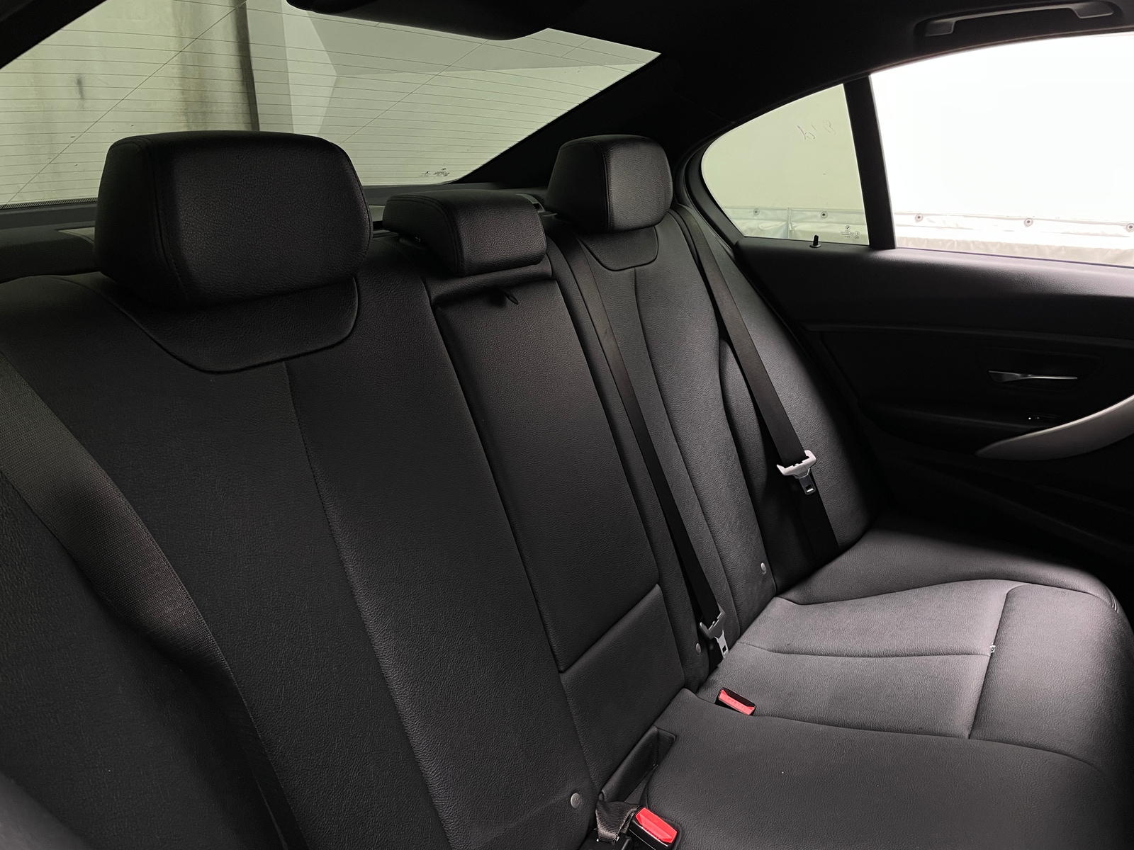 Thumbnail: 2017 BMW 3 Series - 5