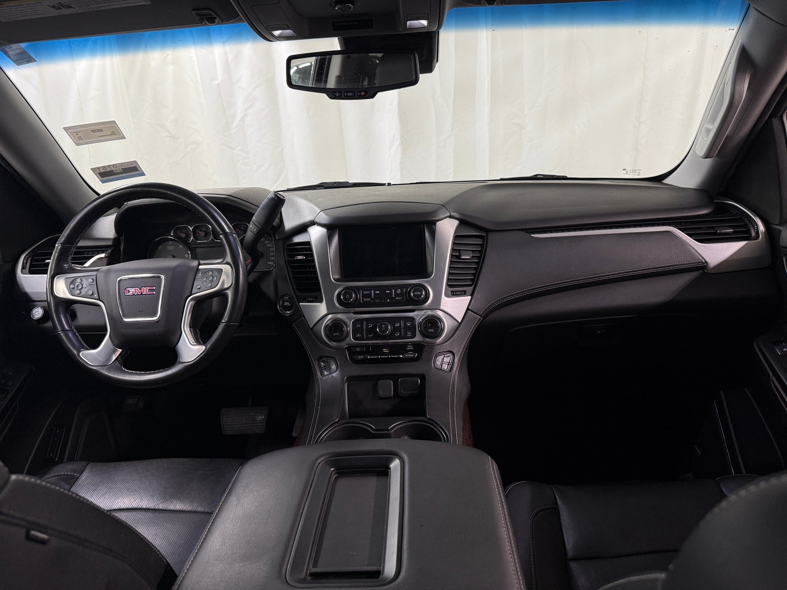Thumbnail: 2019 GMC Yukon - 2