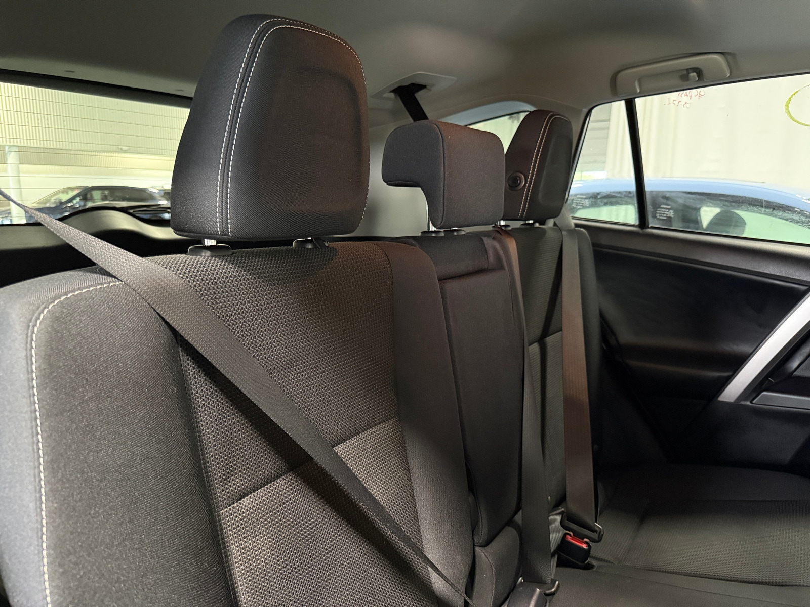 Thumbnail: 2018 Toyota RAV4 - 6