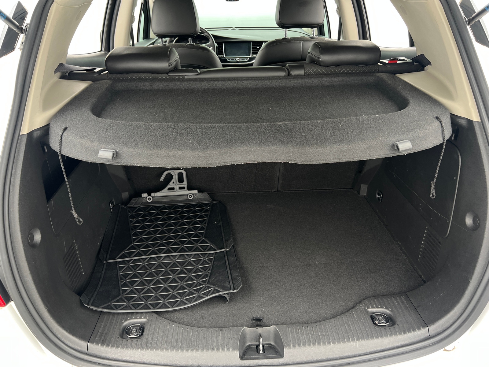 Thumbnail: 2018 Buick Encore - 6
