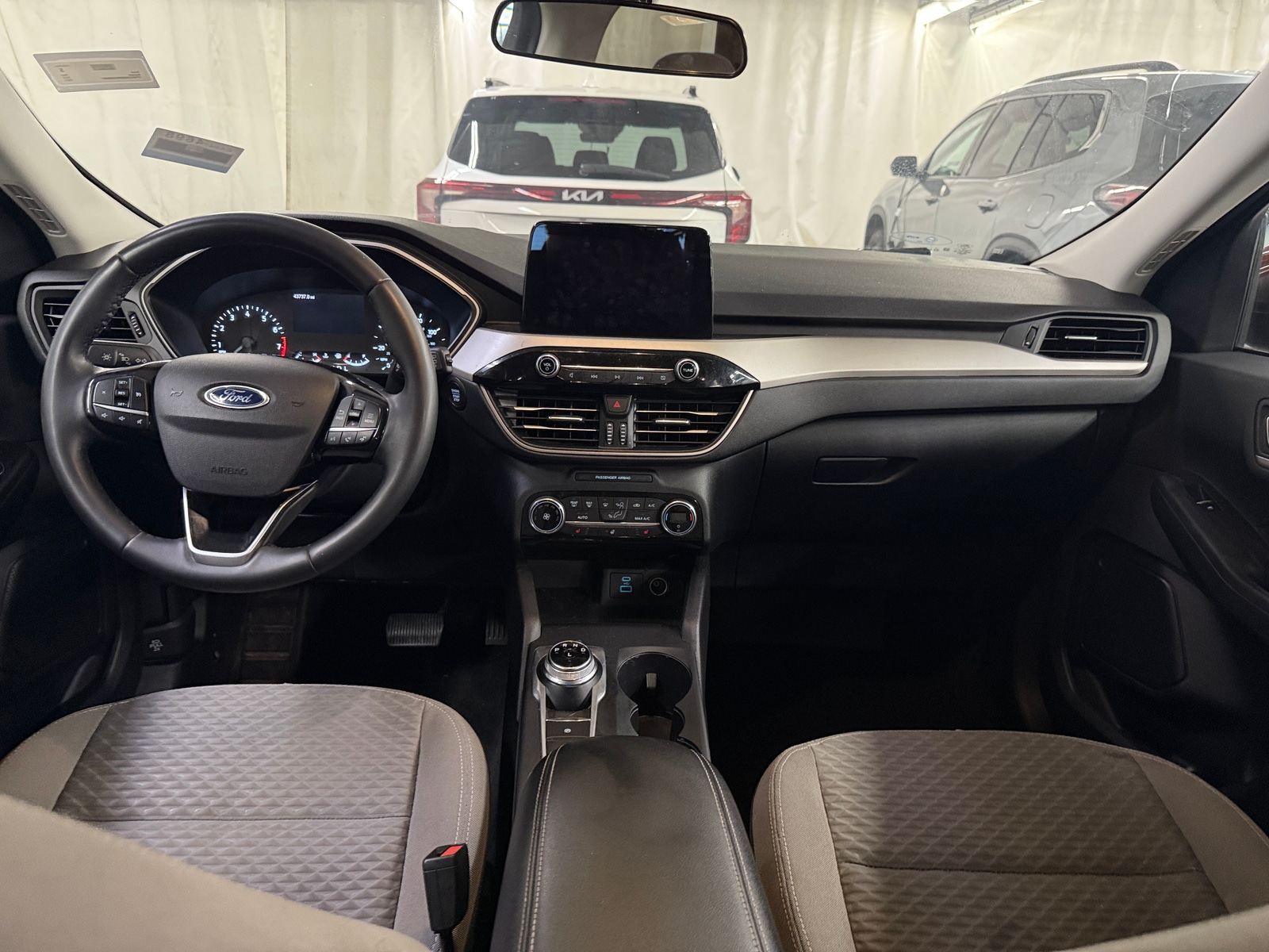 Thumbnail: 2021 Ford Escape - 3