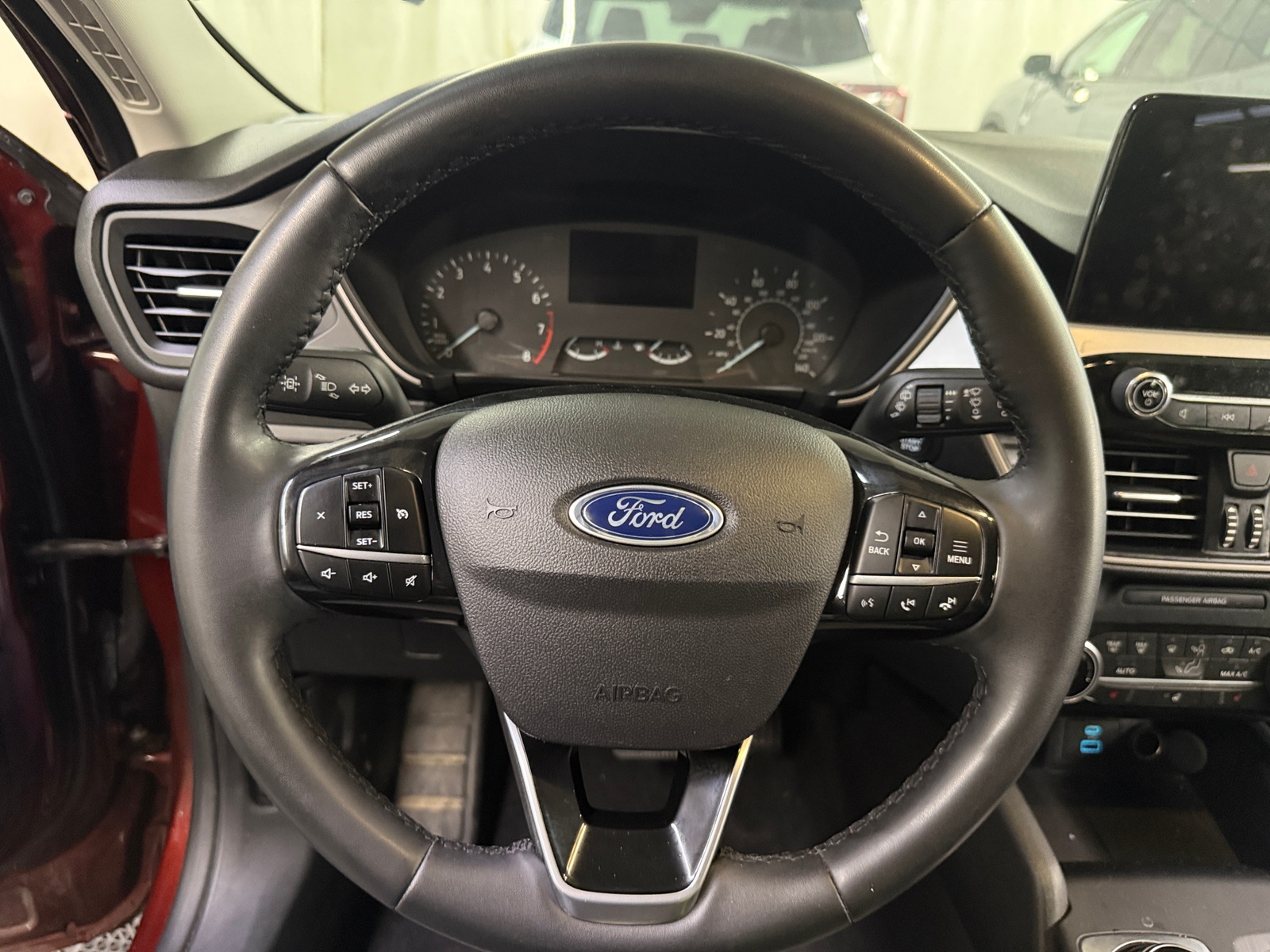 Thumbnail: 2021 Ford Escape - 5