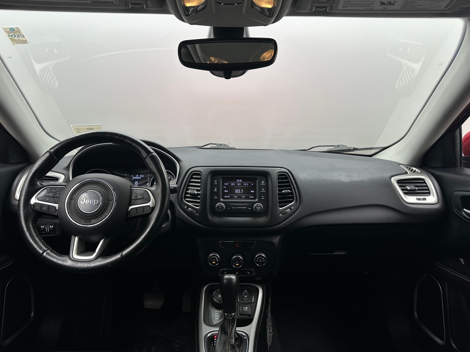 Thumbnail: 2018 Jeep Compass - 3