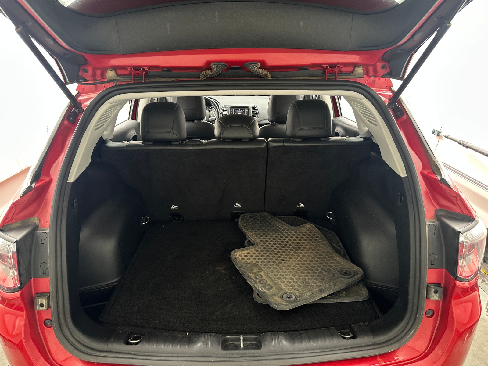 Thumbnail: 2018 Jeep Compass - 7