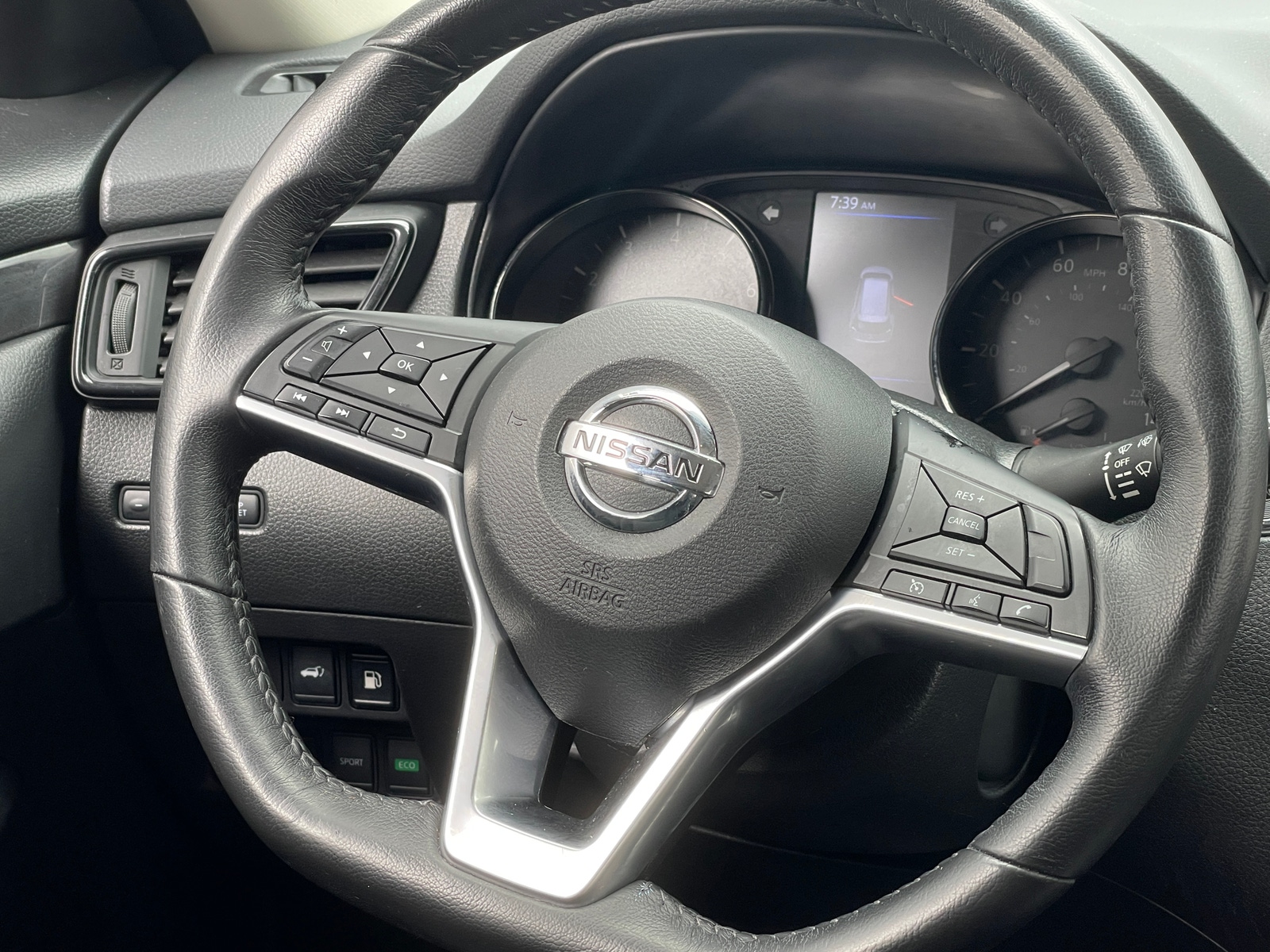 Thumbnail: 2018 Nissan Rogue - 5
