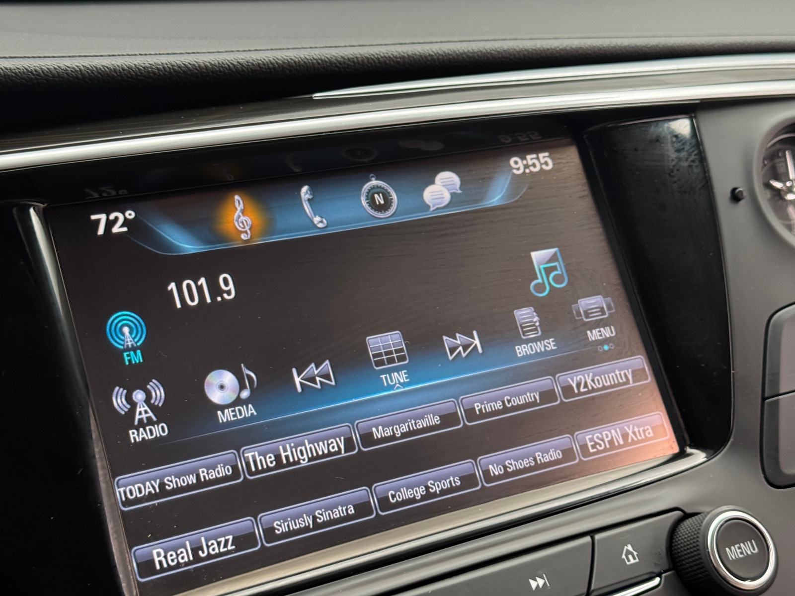 Thumbnail: 2019 Buick Envision - 3