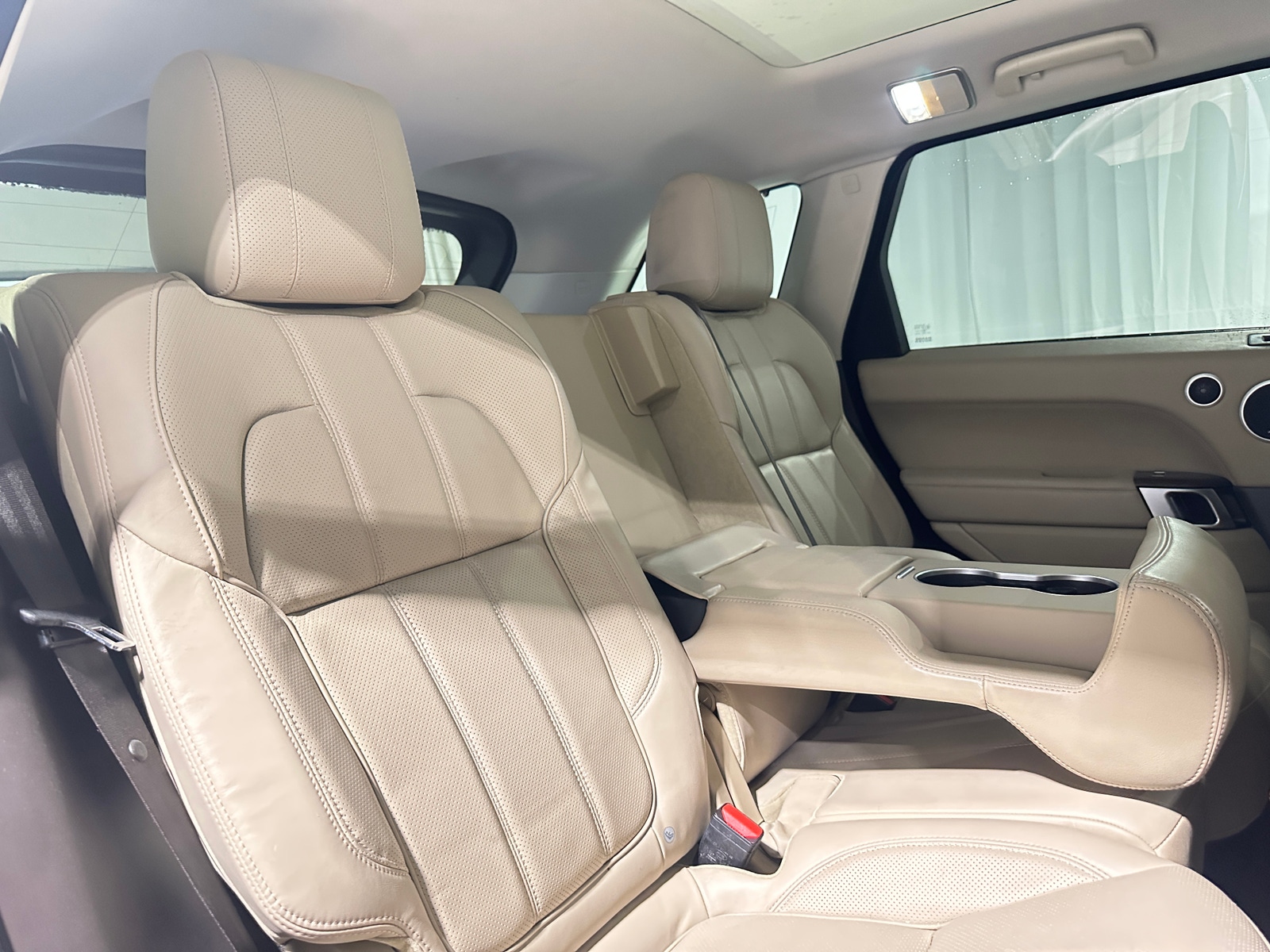 Thumbnail: 2016 Land Rover Range Rover Sport - 5