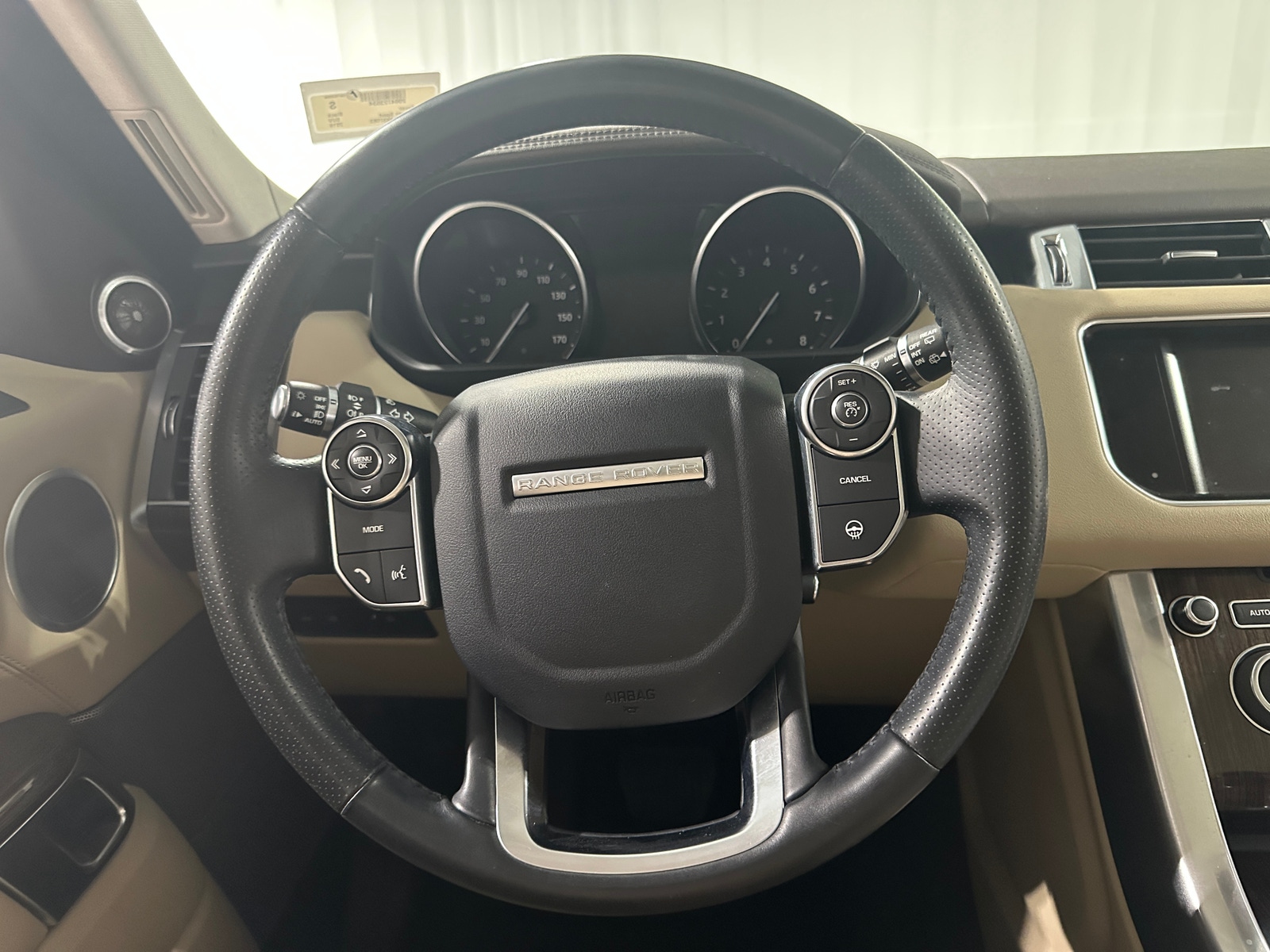 Thumbnail: 2016 Land Rover Range Rover Sport - 4