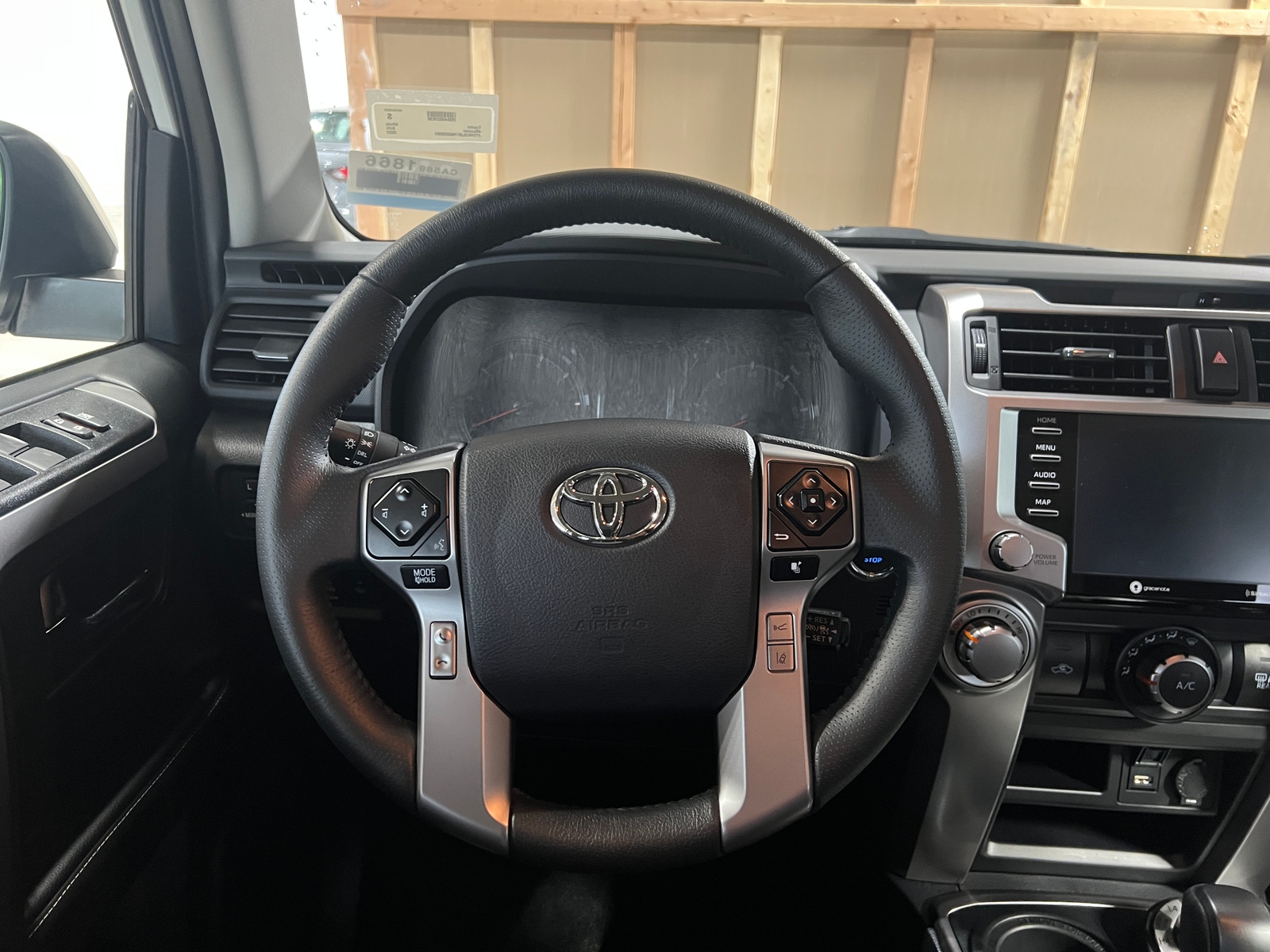 Thumbnail: 2022 Toyota 4Runner - 5
