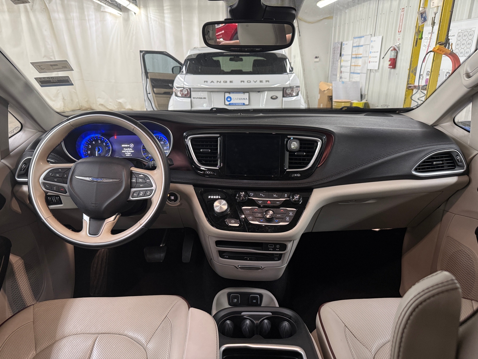 Thumbnail: 2017 Chrysler Pacifica - 2