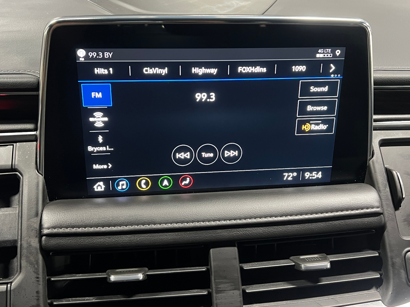 Thumbnail: 2021 Chevrolet Tahoe - 3
