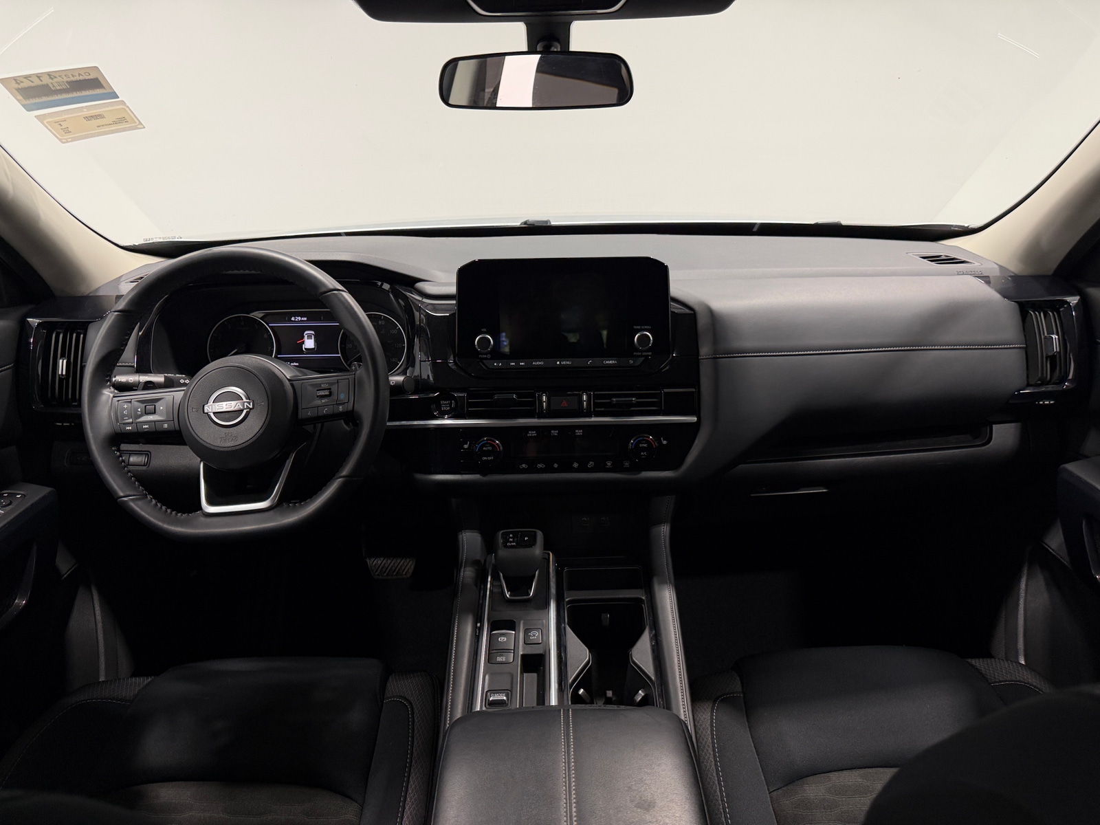 Thumbnail: 2025 Nissan Pathfinder - 3