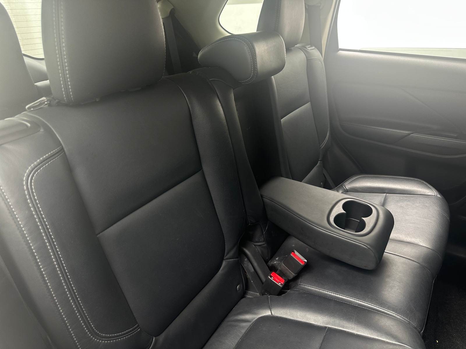 Thumbnail: 2019 Mitsubishi Outlander - 5