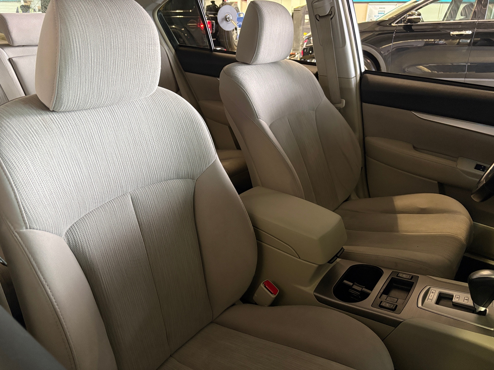Thumbnail: 2013 Subaru Legacy - 2